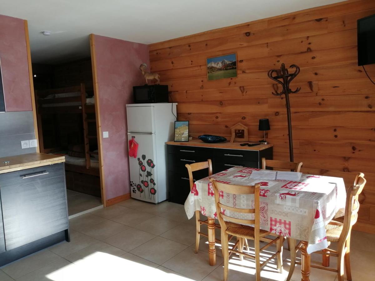 Chez Luciana- Appartement en chalet de montagne view 5