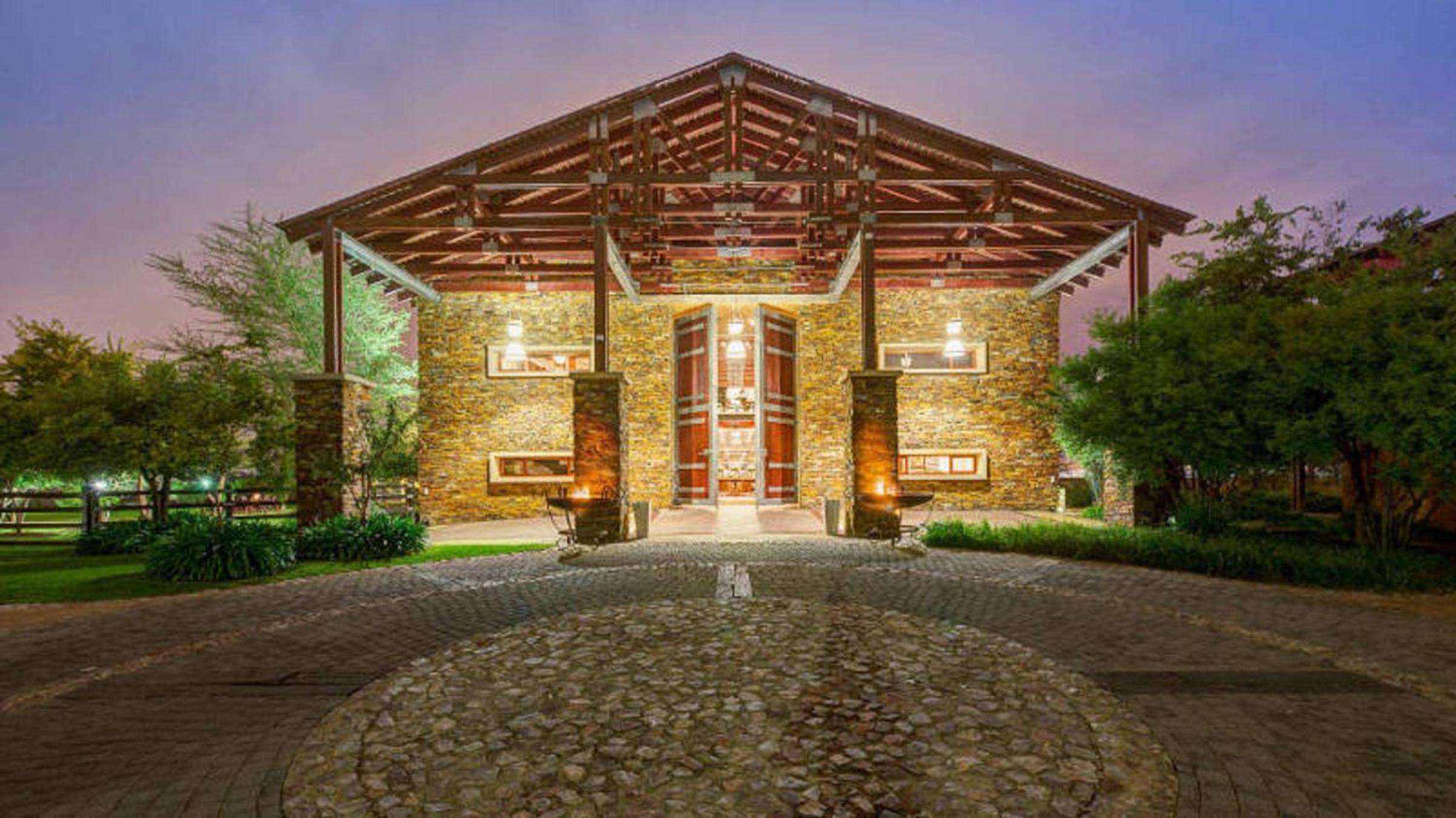 Hotel Riboville Boutique Hotel And Restaurant - Image 1