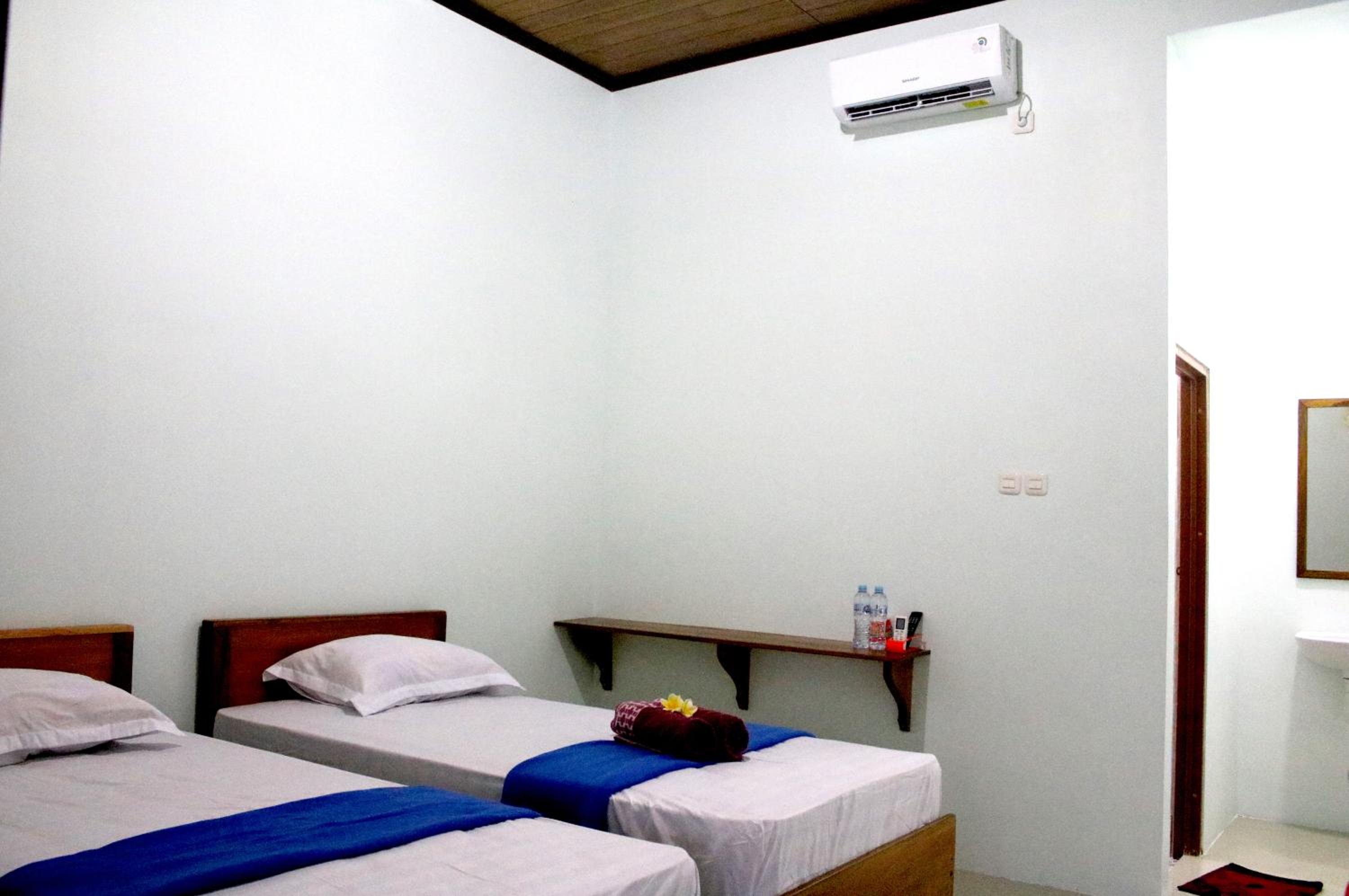 Arrys Watukarung Surfcamp, Kalak - 17
