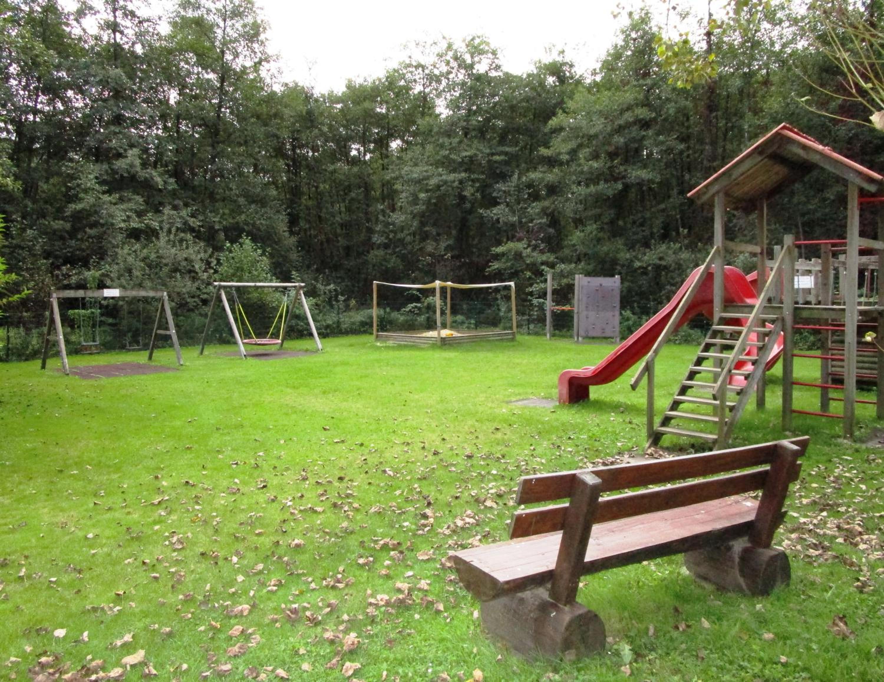 RUTH Haus KMB Seeblickappartement am Ossiacher See, Hallenbad, Skiarena Gerlitzen