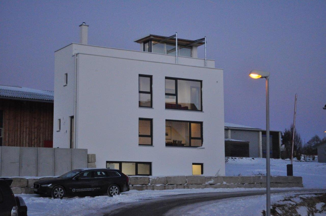 Designerhaus mit Dachterrasse