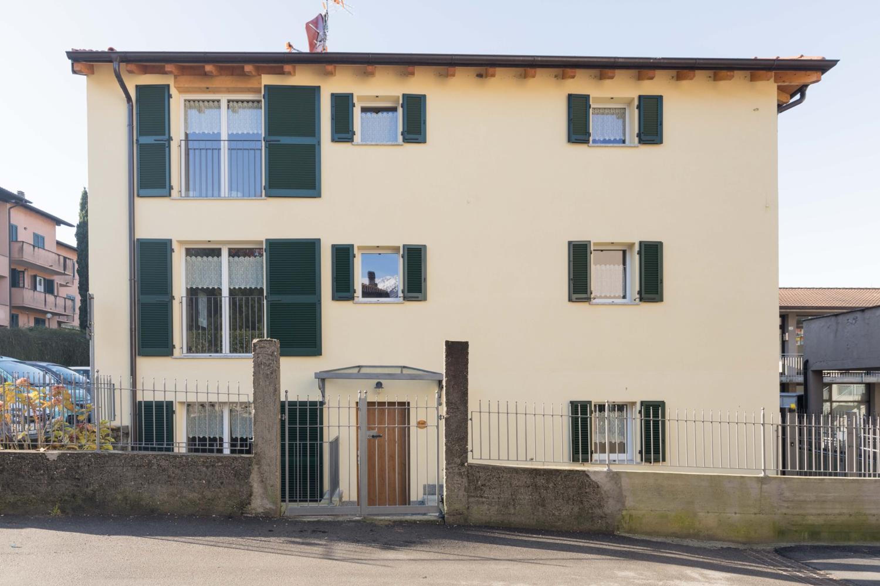 Residenze Lariane view 3