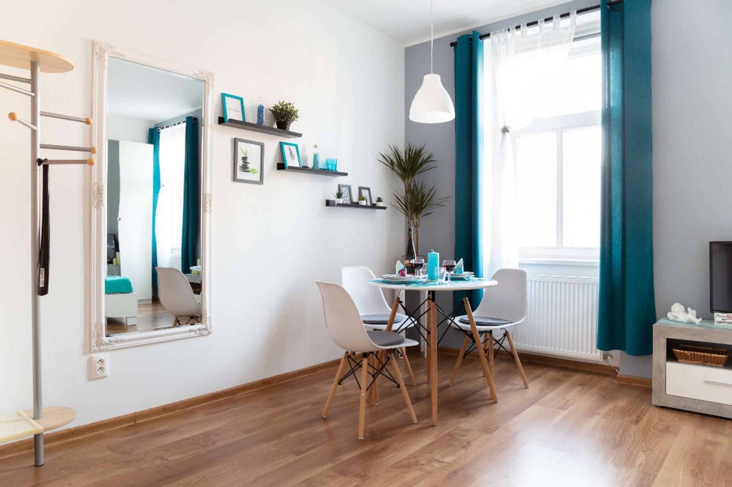Apartments JonasHouse - Great Location near Bratislava City Center- personal or self check-in view 3