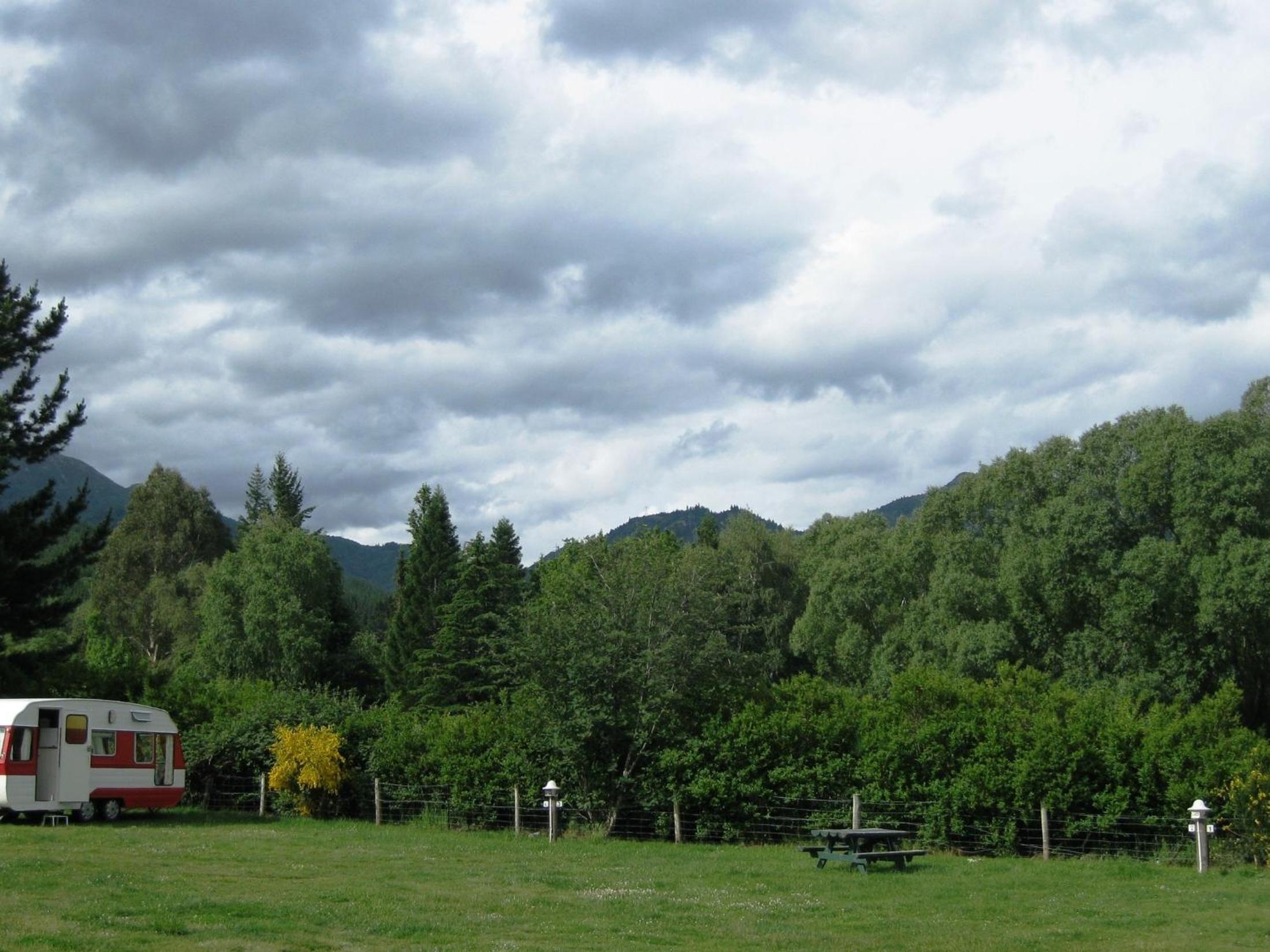 Alpine Holiday Apartments & Campground