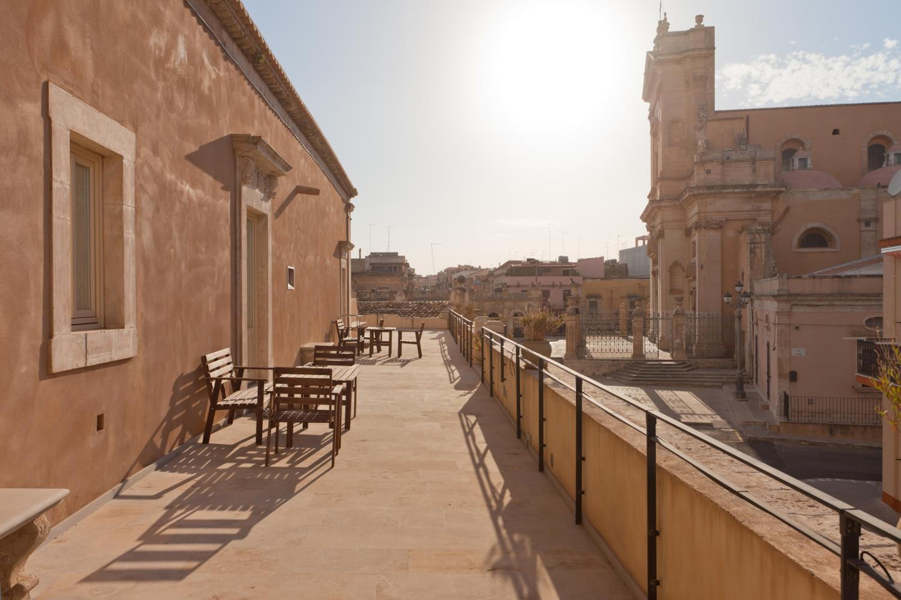 Palazzo Gambuzza, photo 23