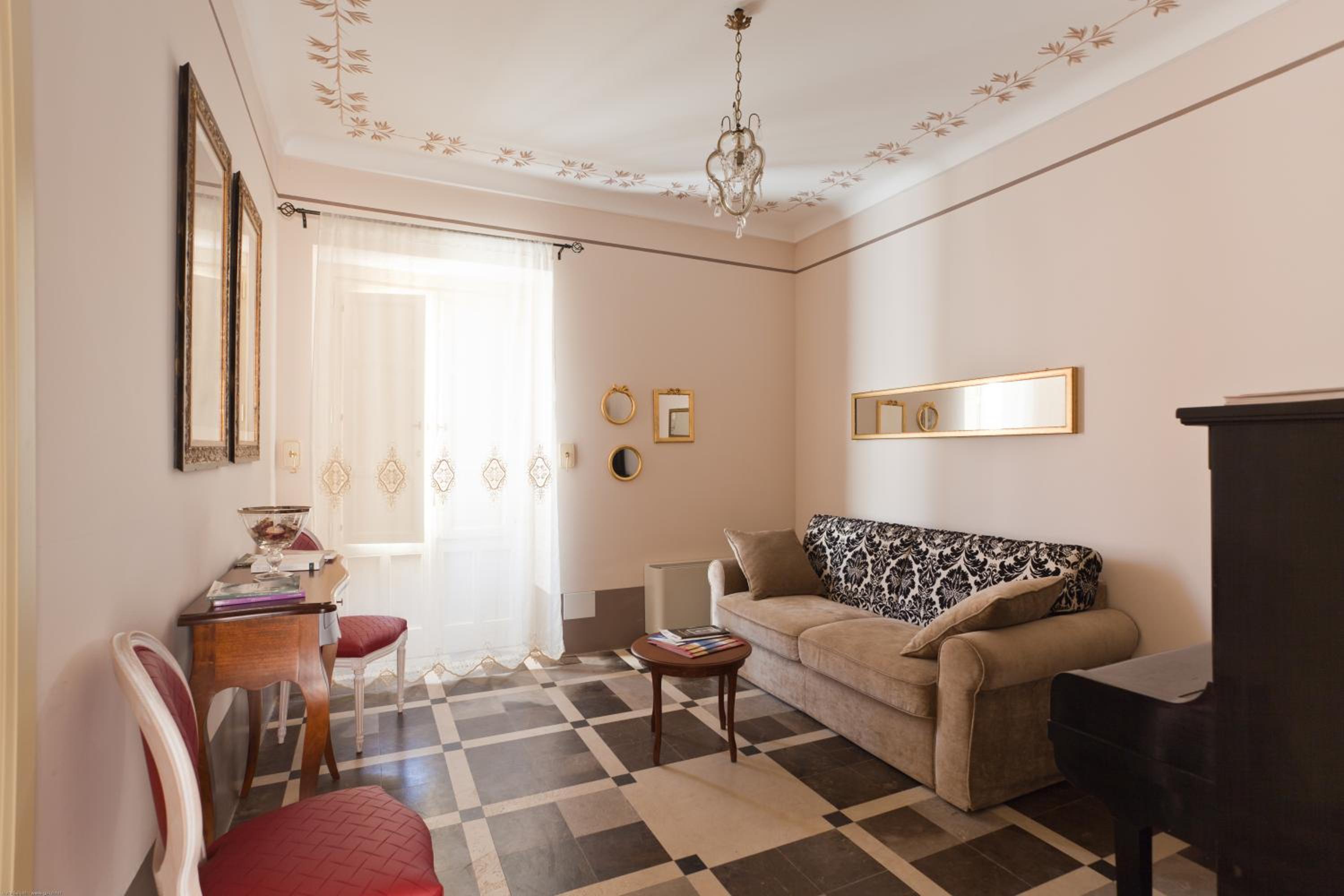Palazzo Gambuzza, photo 56
