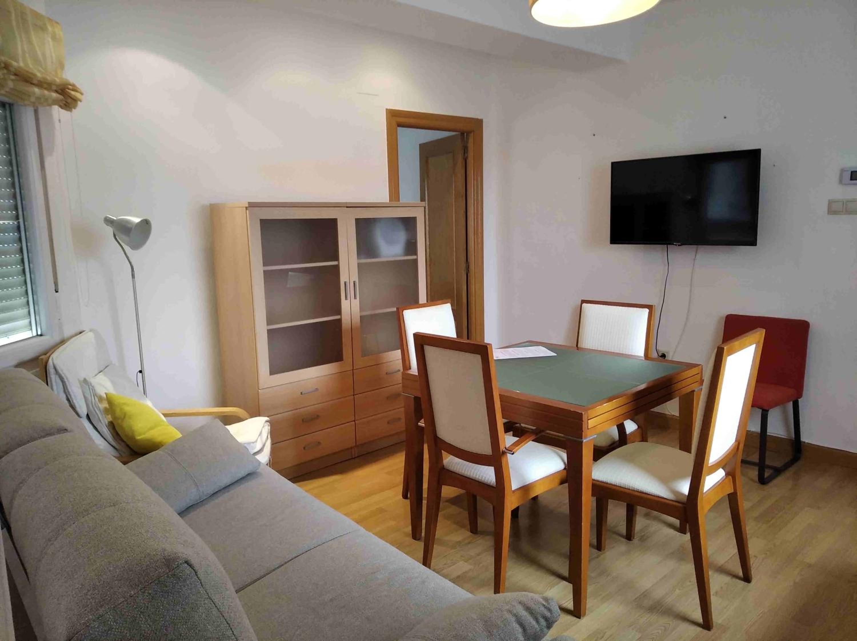 Céntrico y luminoso San Vicente