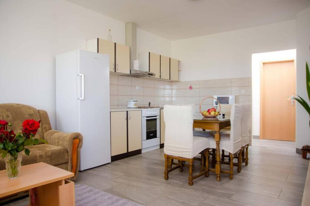 Apartment Jope view 5