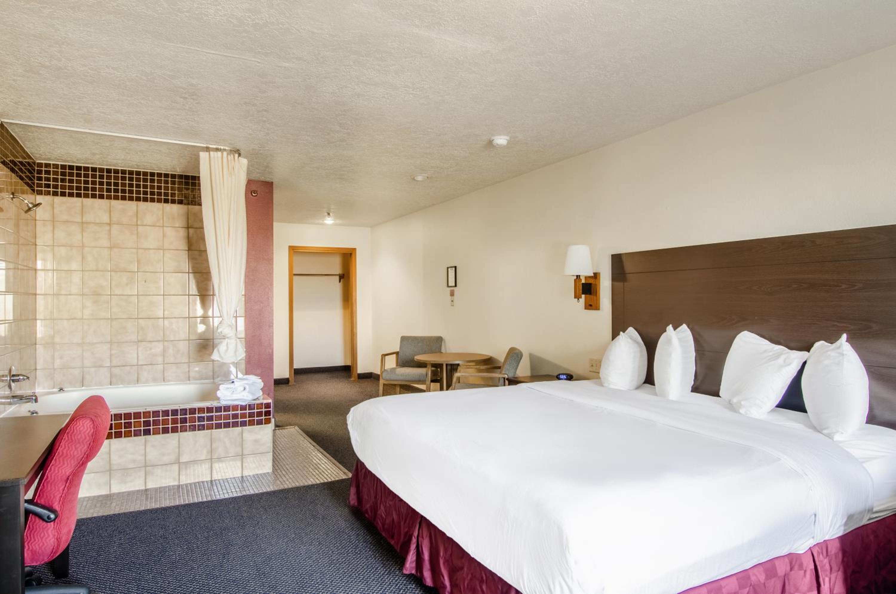 Americas Best Value Inn & Suites Ft Collins E at I-25