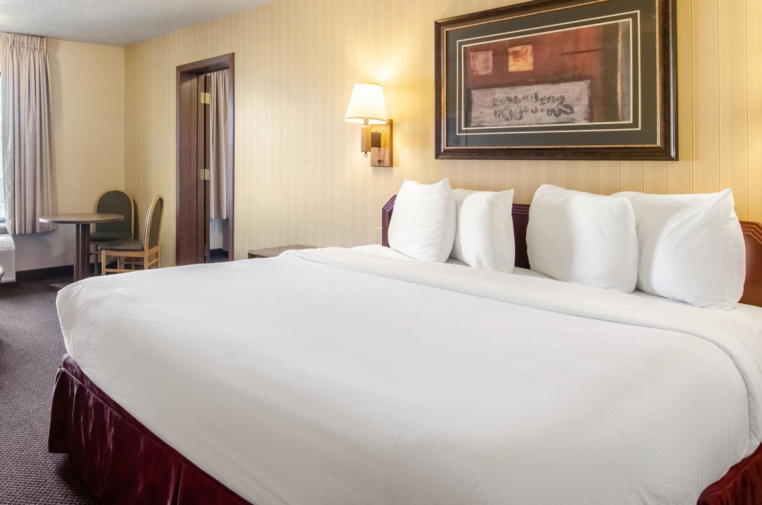 Americas Best Value Inn & Suites Ft Collins E at I-25