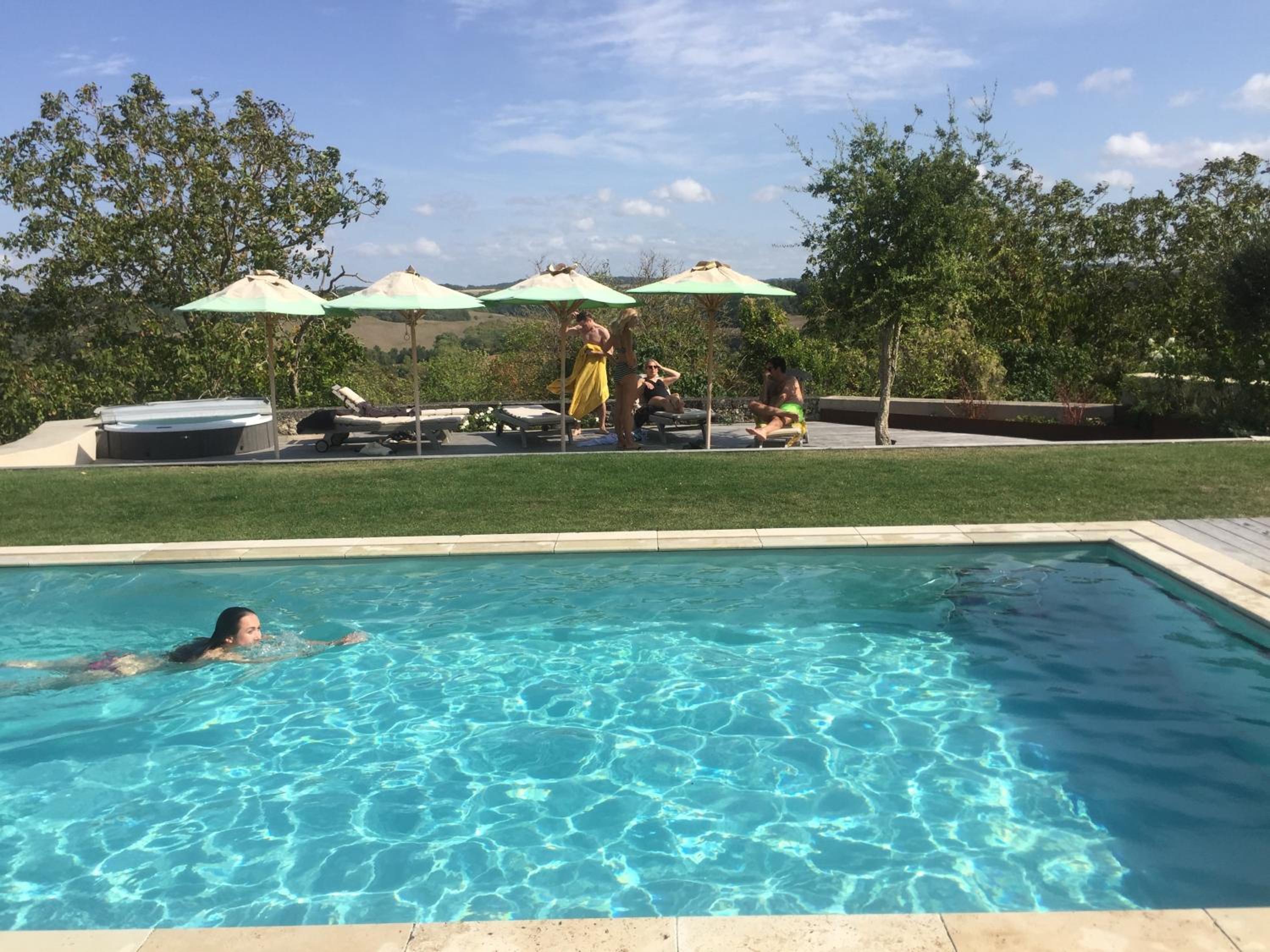 Photo 15