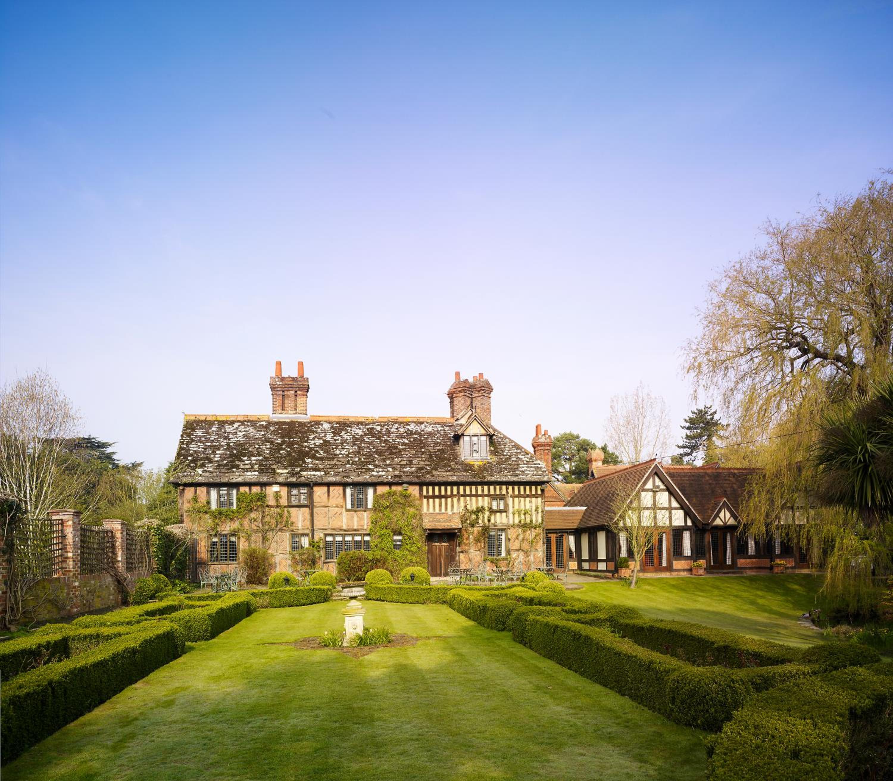 Horley Vacations - Langshott Manor - Luxury Hotel Gatwick - Property Image 97