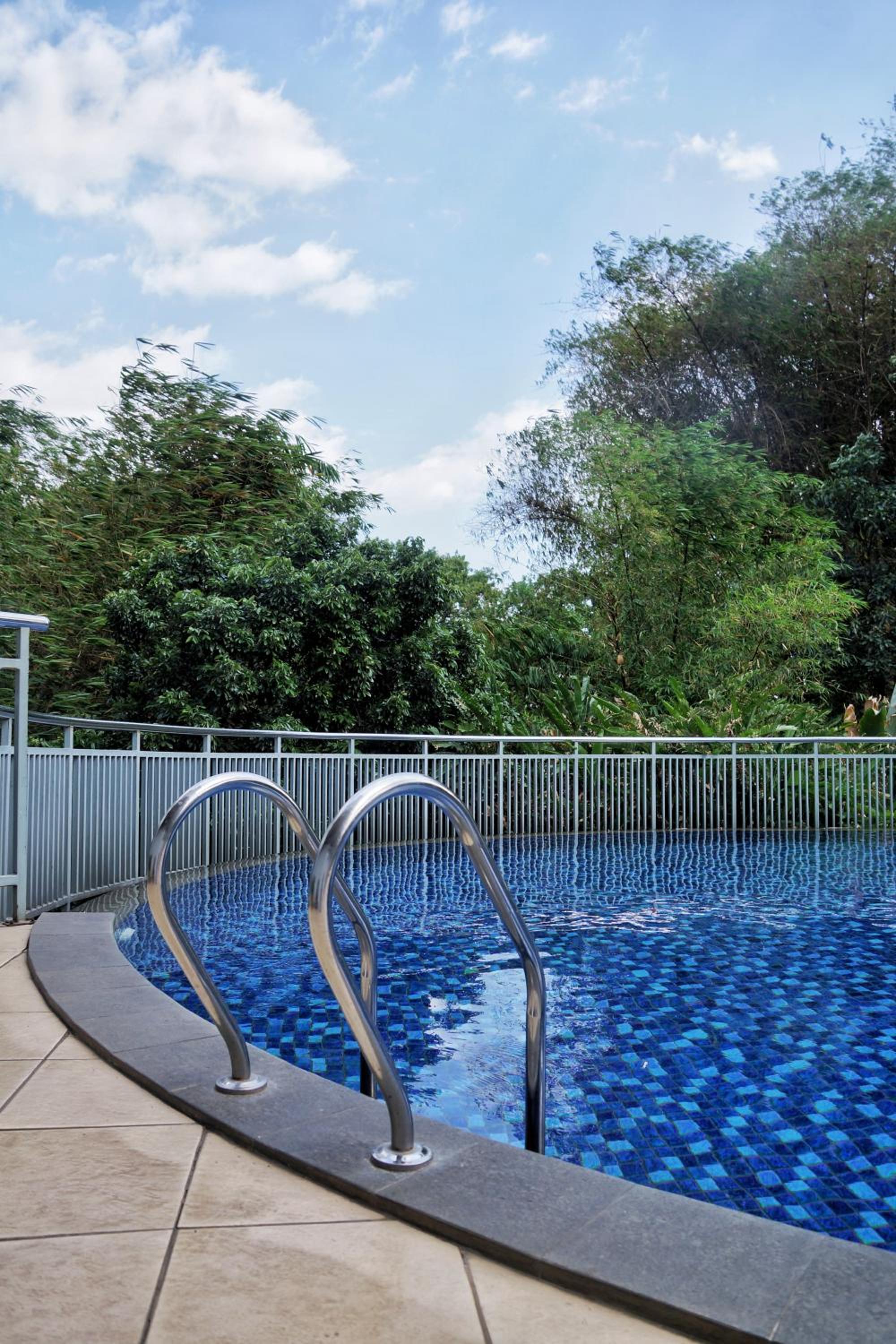 Dago Suite 3BR Luxury Apartment, バンドン - 16