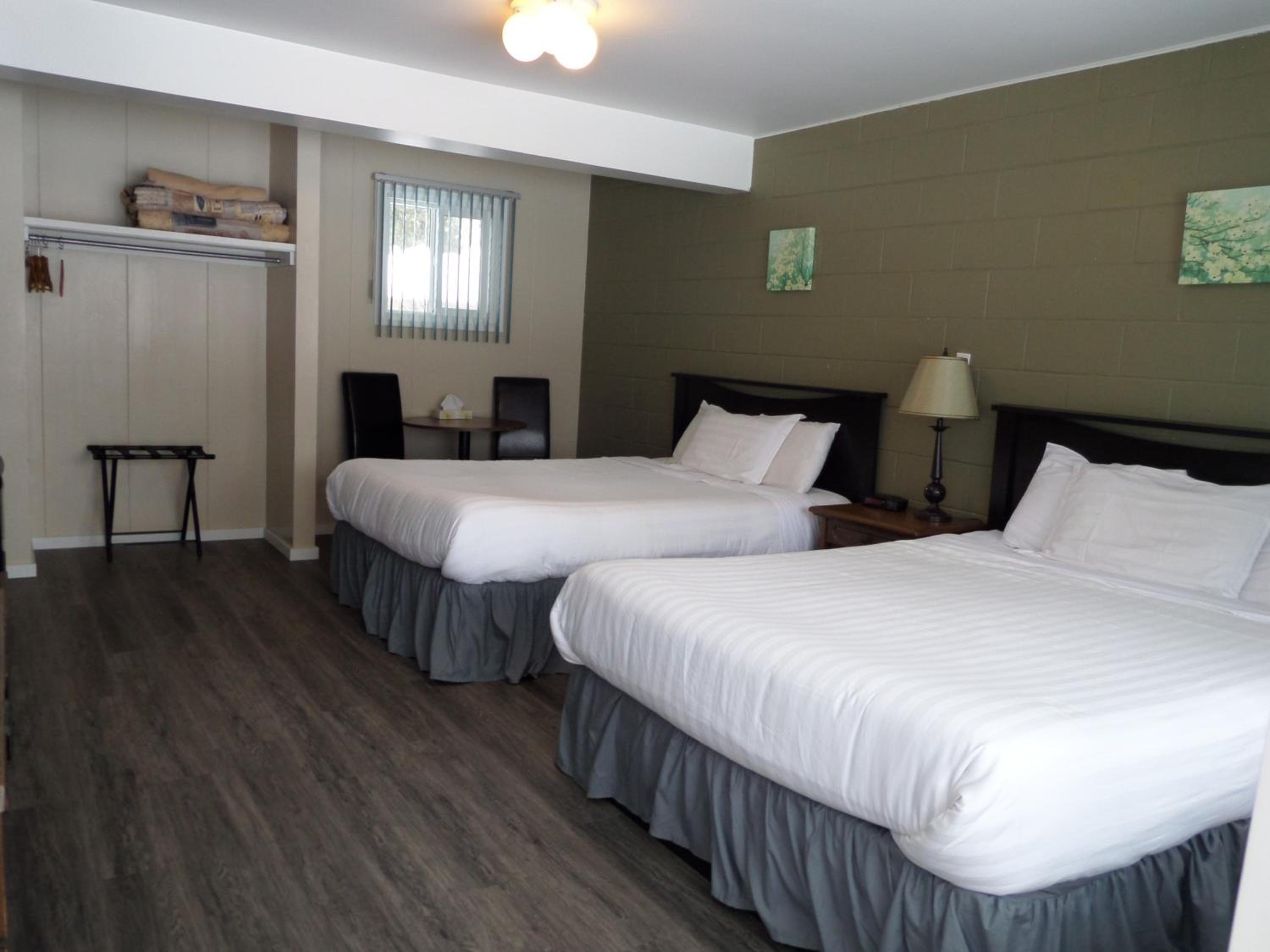 Ray Lyn Motel