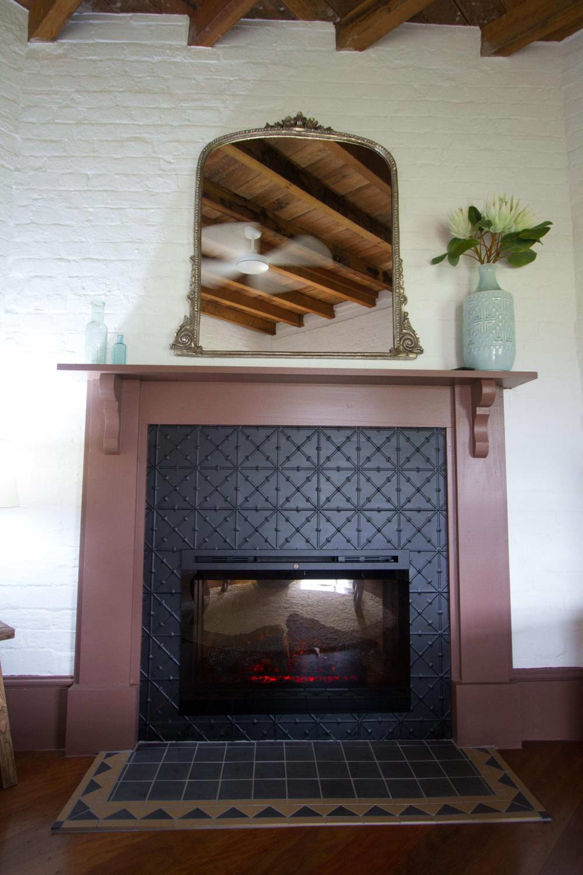 The Barracks, Tocal