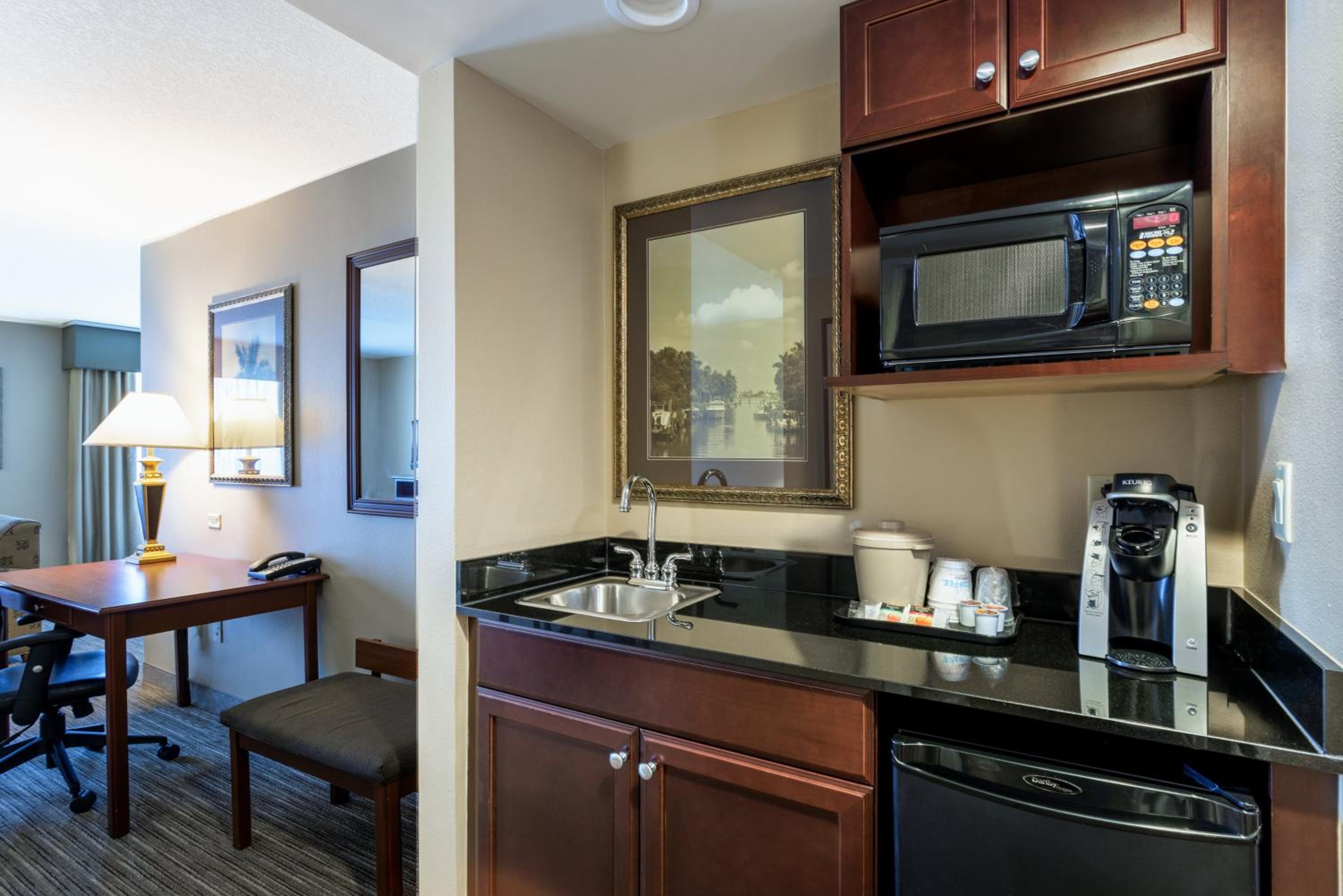 Holiday Inn Express  Suites Bradenton East-Lakewood Ranch, an IHG Hotel - Property Image 8