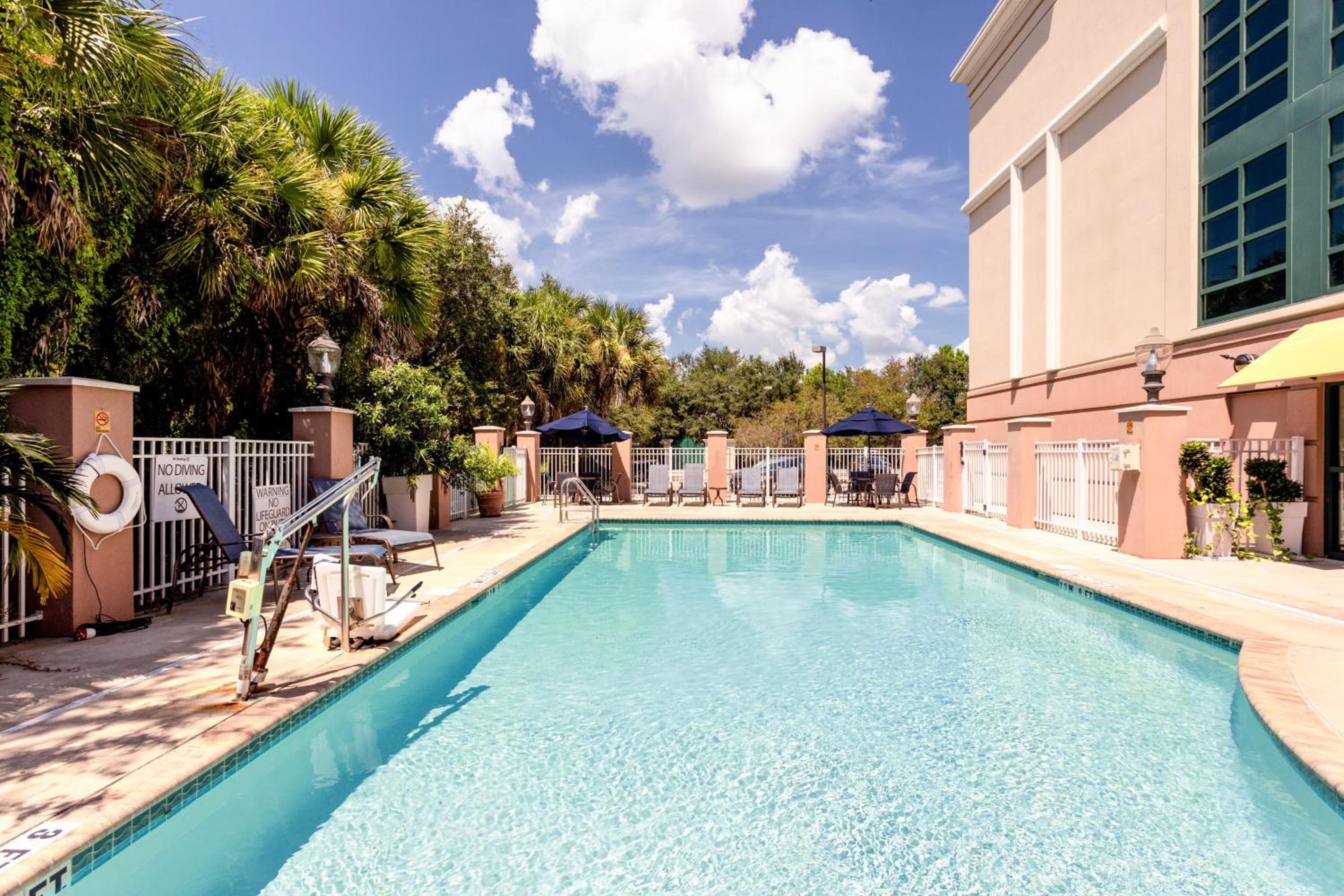 Holiday Inn Express  Suites Bradenton East-Lakewood Ranch, an IHG Hotel - Property Image 1