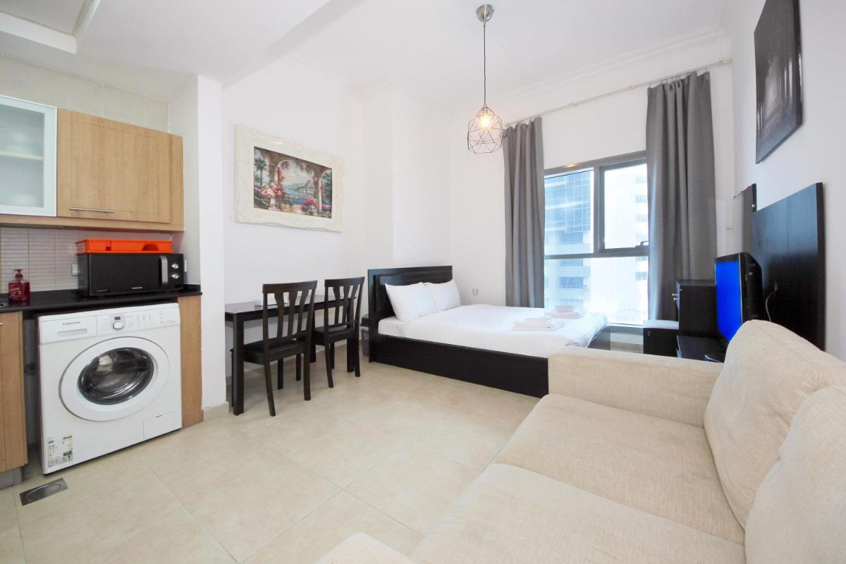 Studio Apartment in Zumurud Tower , Dubai Marina