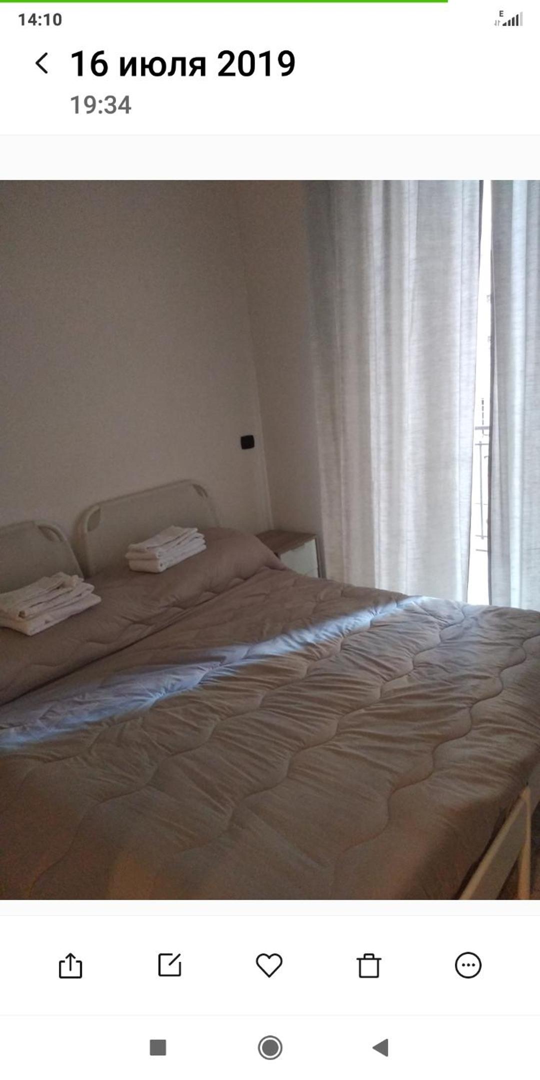 Home di F