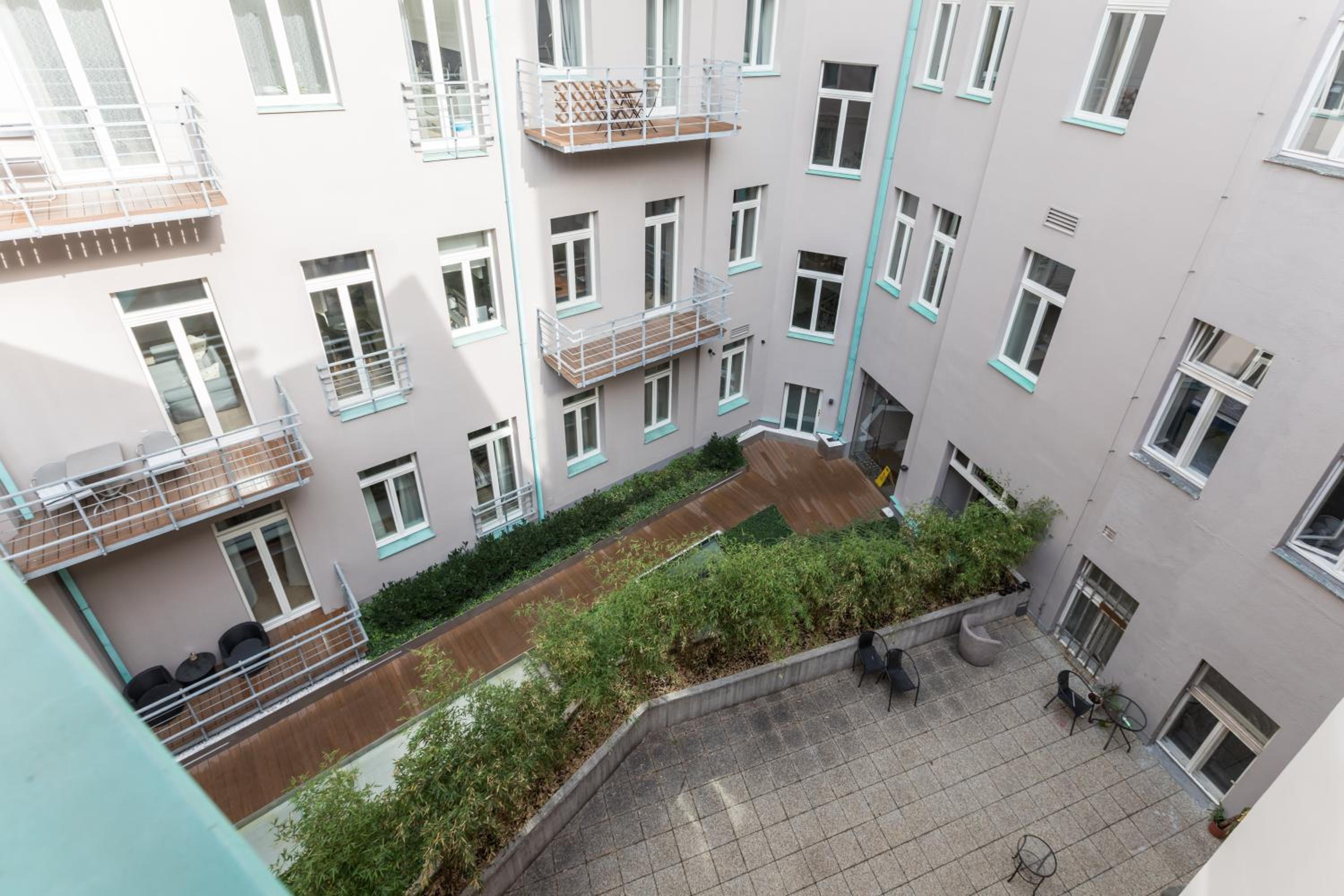 Royal Residence Apartments in the Heart of Prague