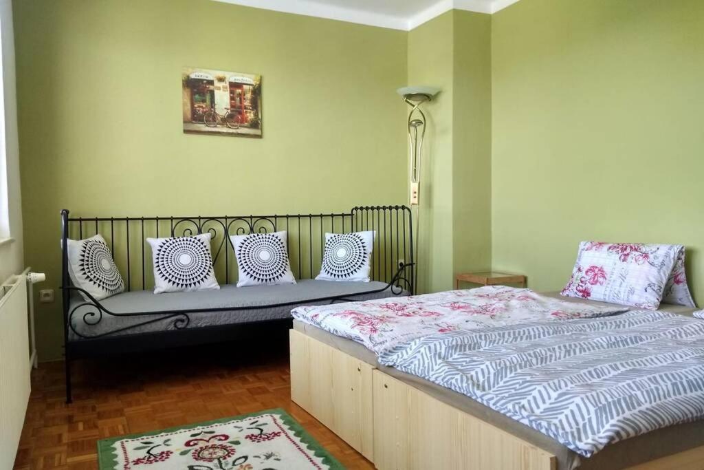 Apartmán se zahradou v Protivíně view 4