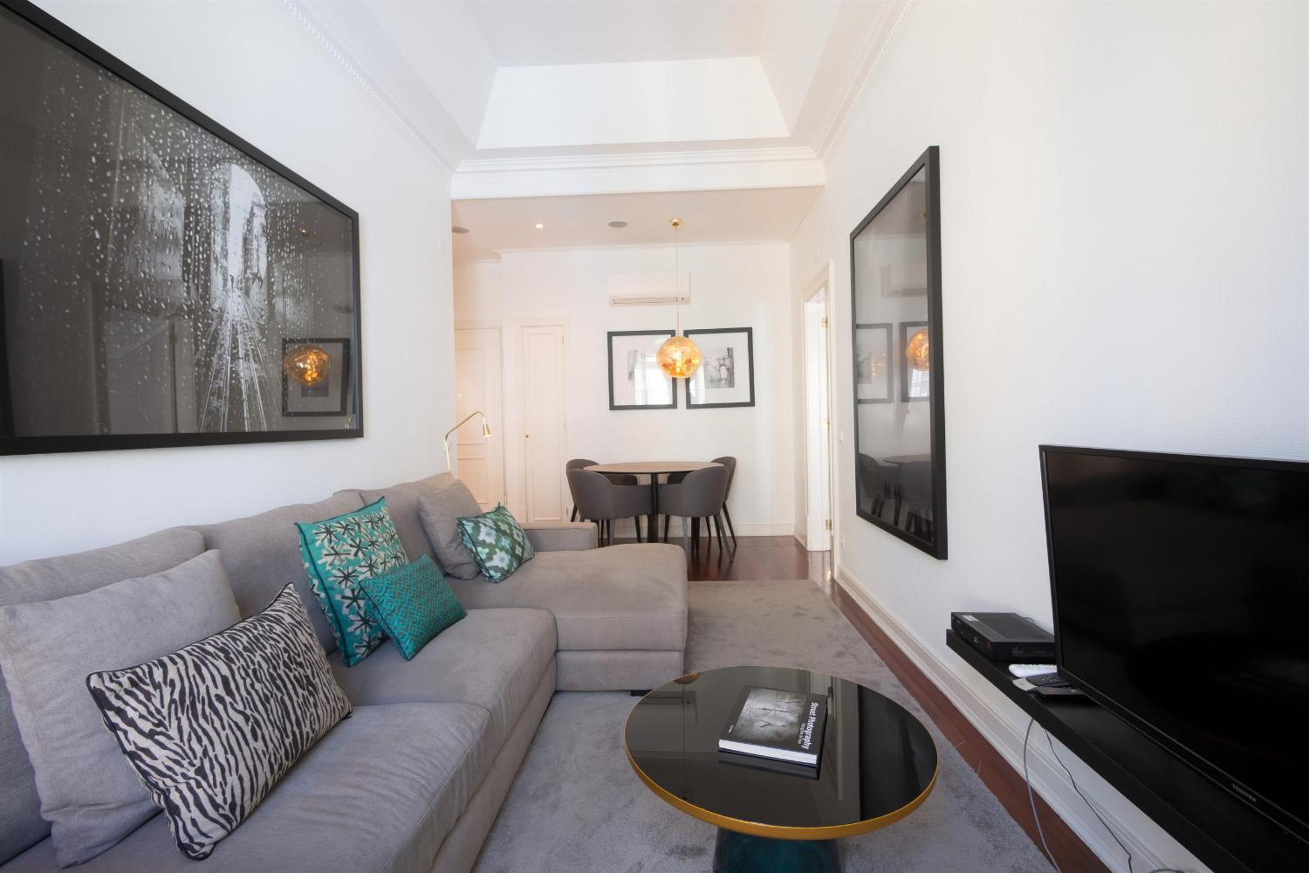 Nomad's Chiado Lisbon - The Ivens Signature view 2