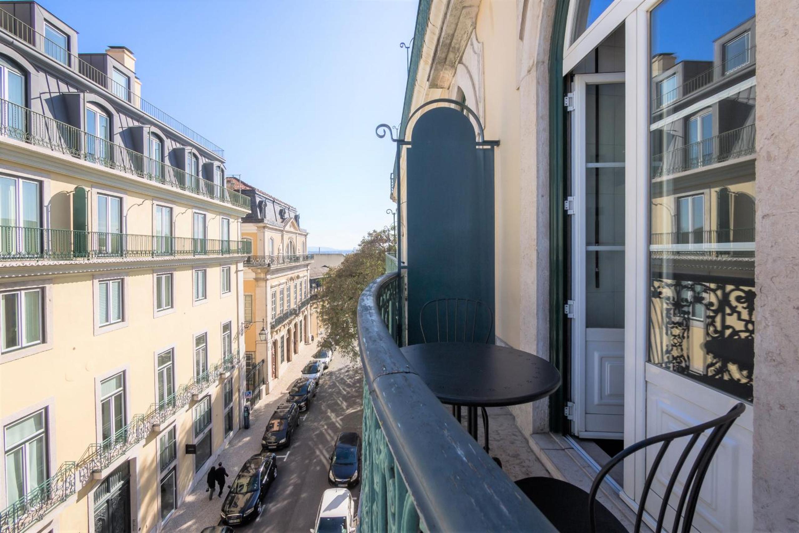 Nomad's Chiado Lisbon - The Ivens Signature view 3
