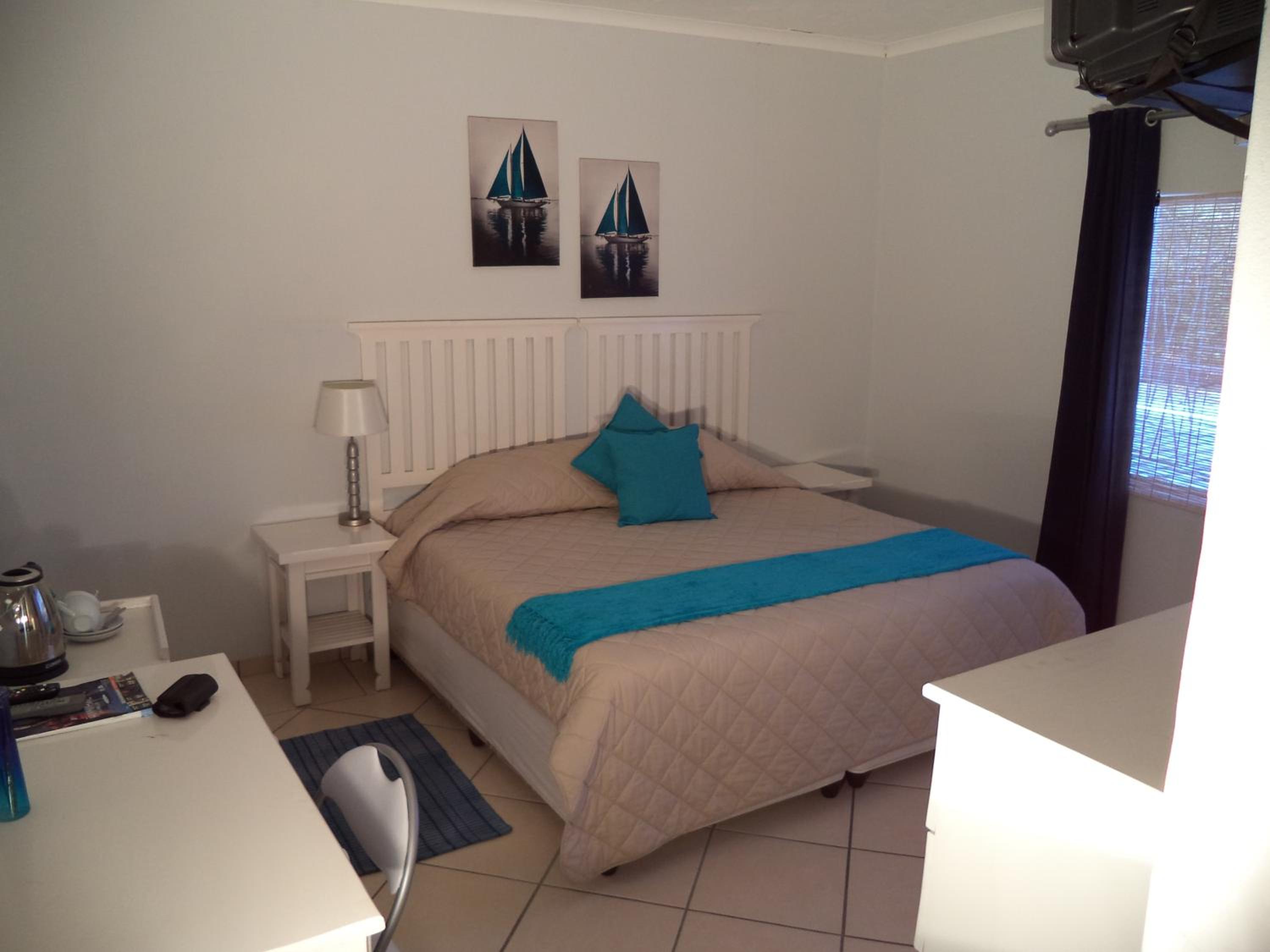 Heatherdale Guesthouse & Shuttle Services