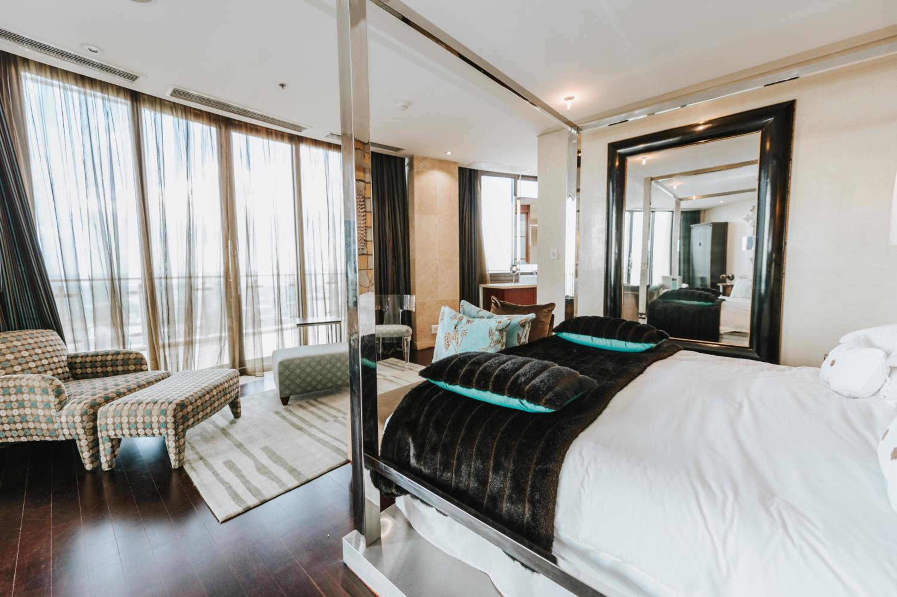 Johannesburg Vacations - The Michelangelo Towers - Property Image 3