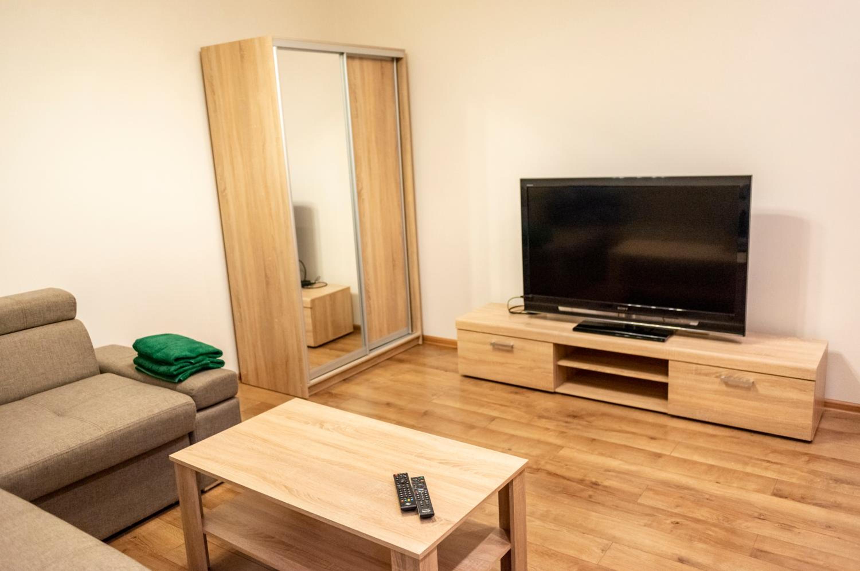 Wonderful flat on city center (Mukachivska 4/8) view 3