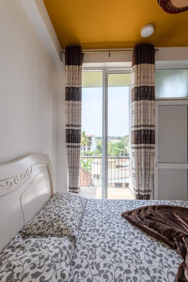 Amaze Residence luxury 2bedroom apartment 1 view 4