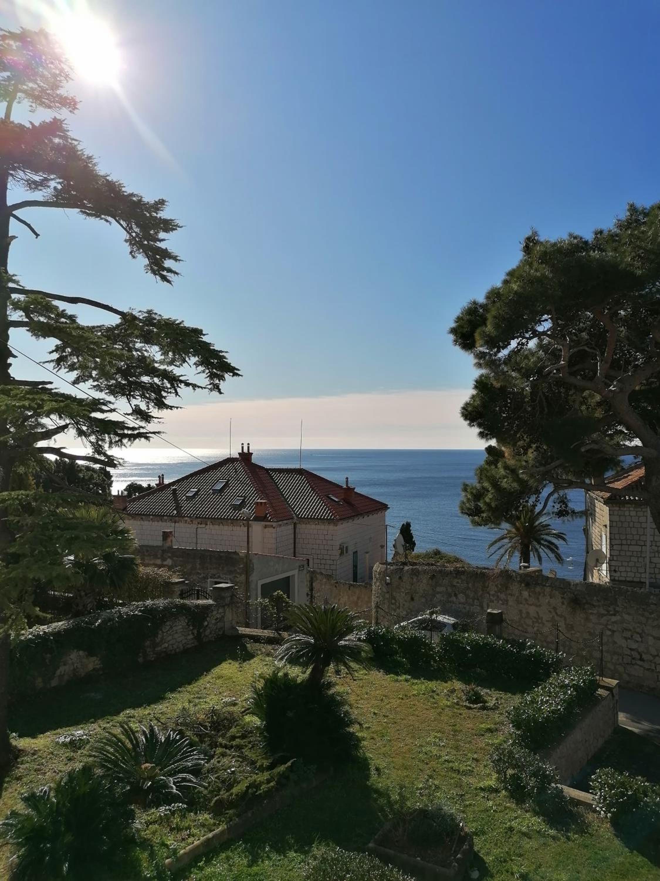Two-bedrooms apartment with balcony and sea view,near Old town