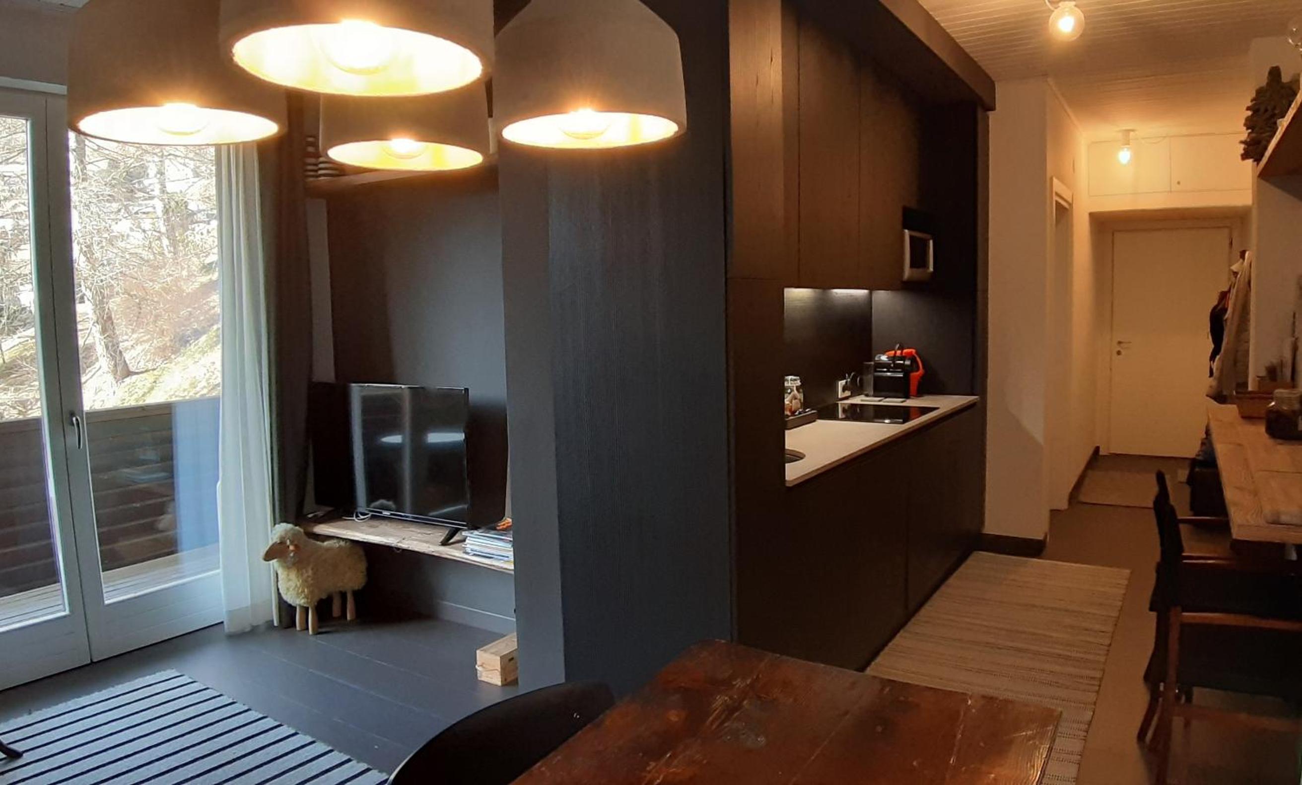IRIS TOP 3 DESIGN APARTMENT