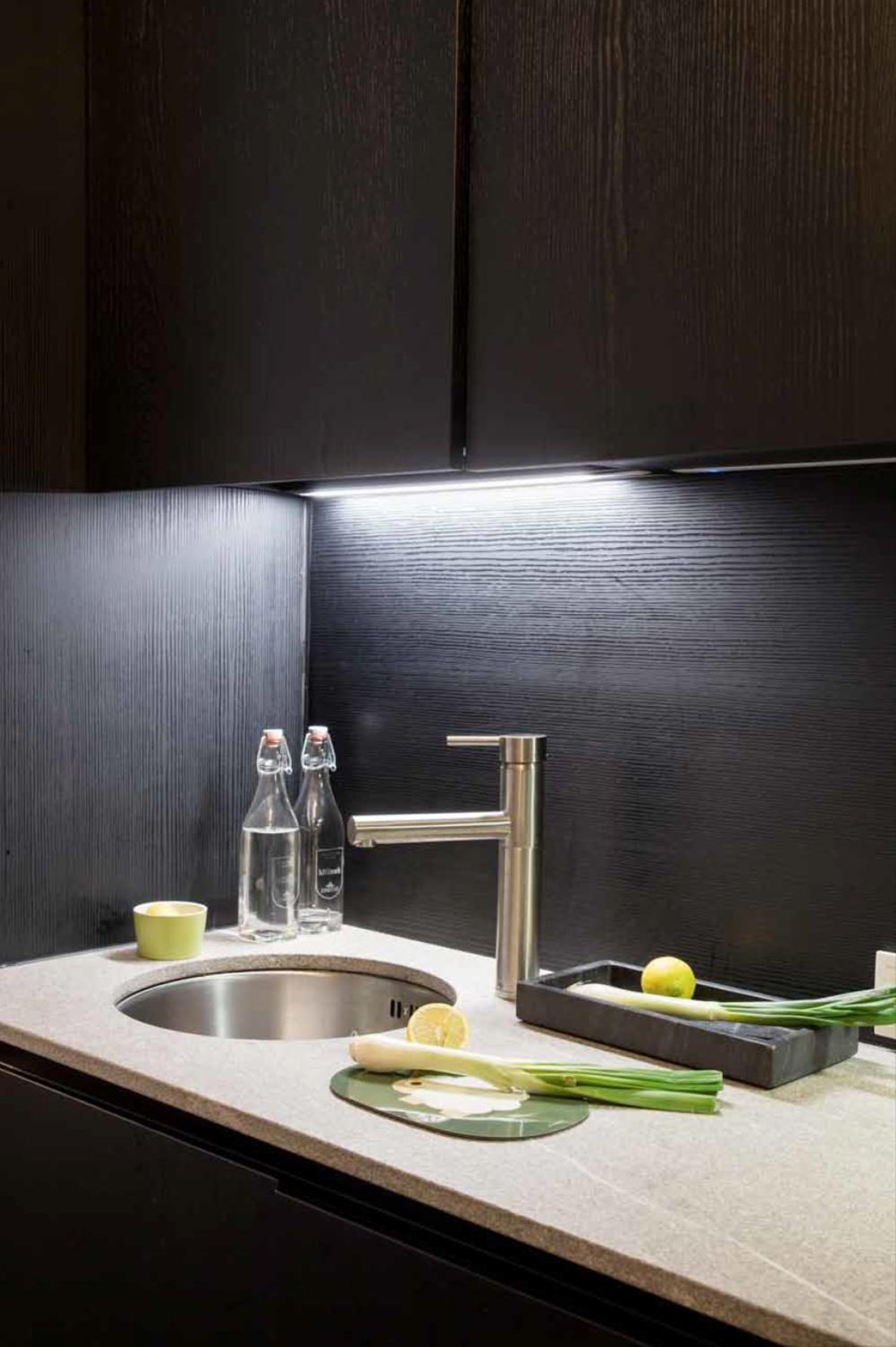 IRIS TOP 3 DESIGN APARTMENT