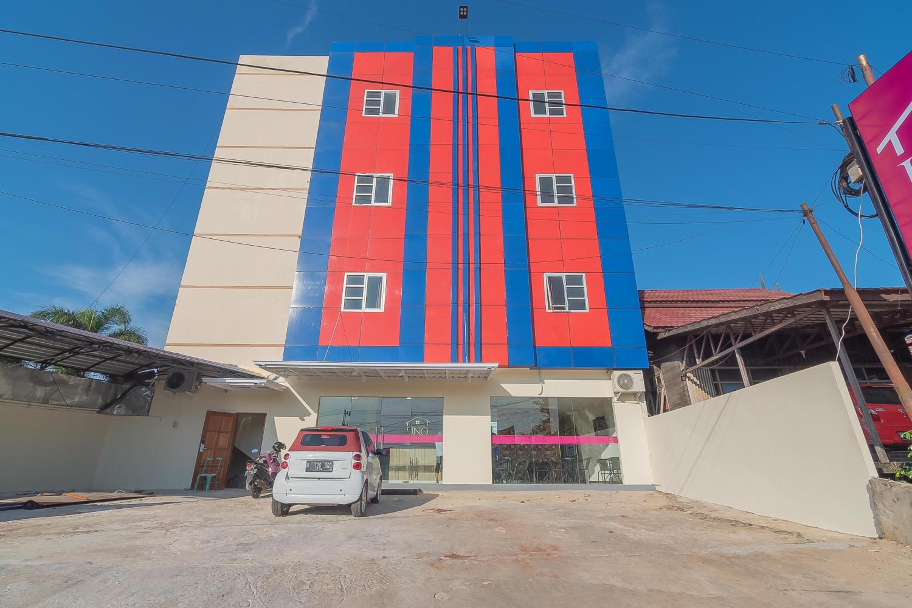 Hotel RedDoorz Plus @ Siradj Salman Samarinda - Image 1