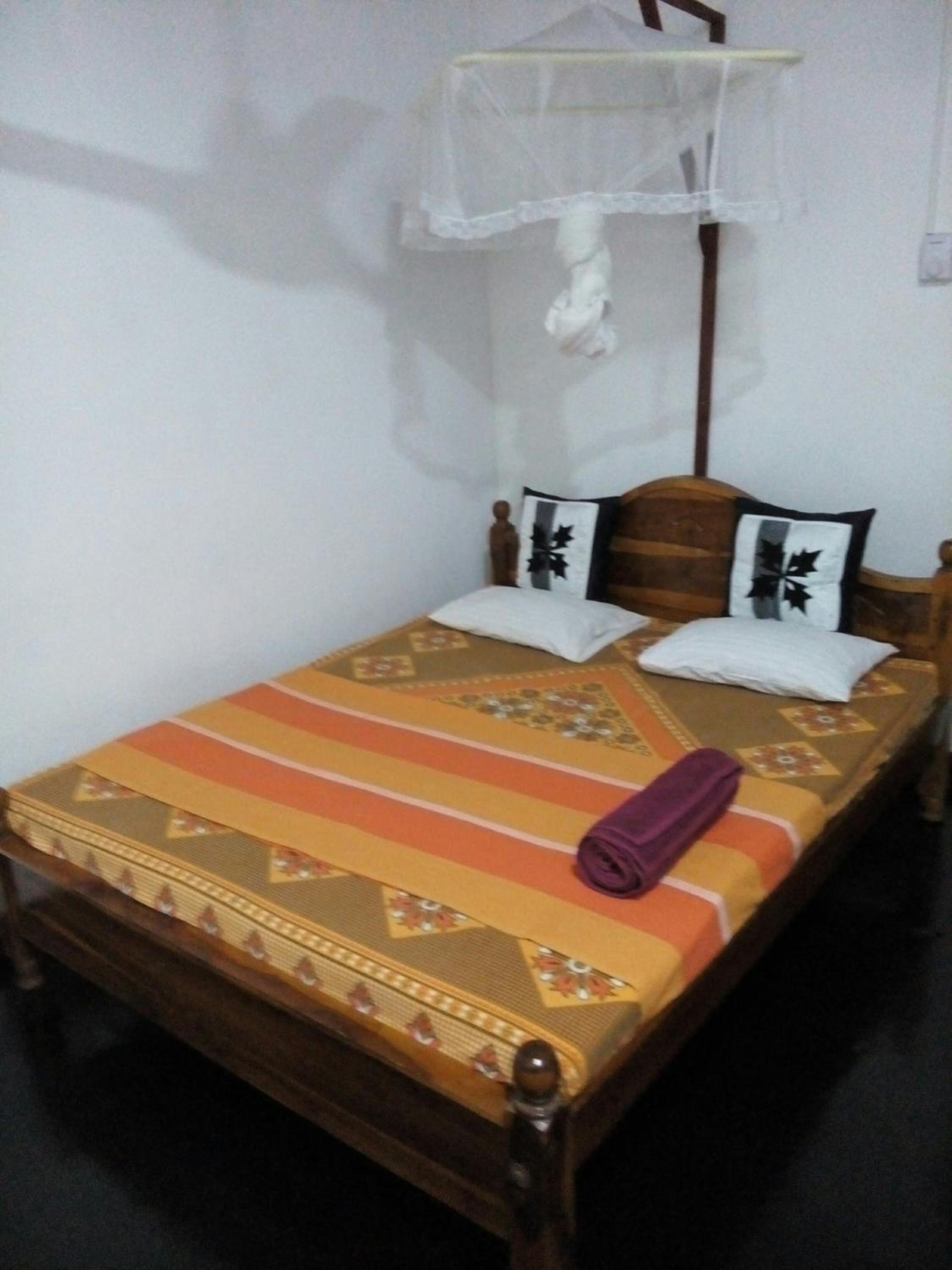Lake House Homestay