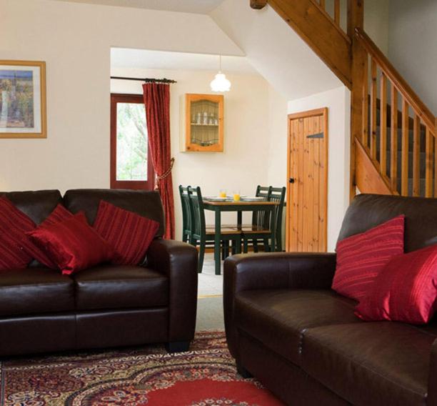 Sherbourne Cottage, Seven Springs Cottages view 5