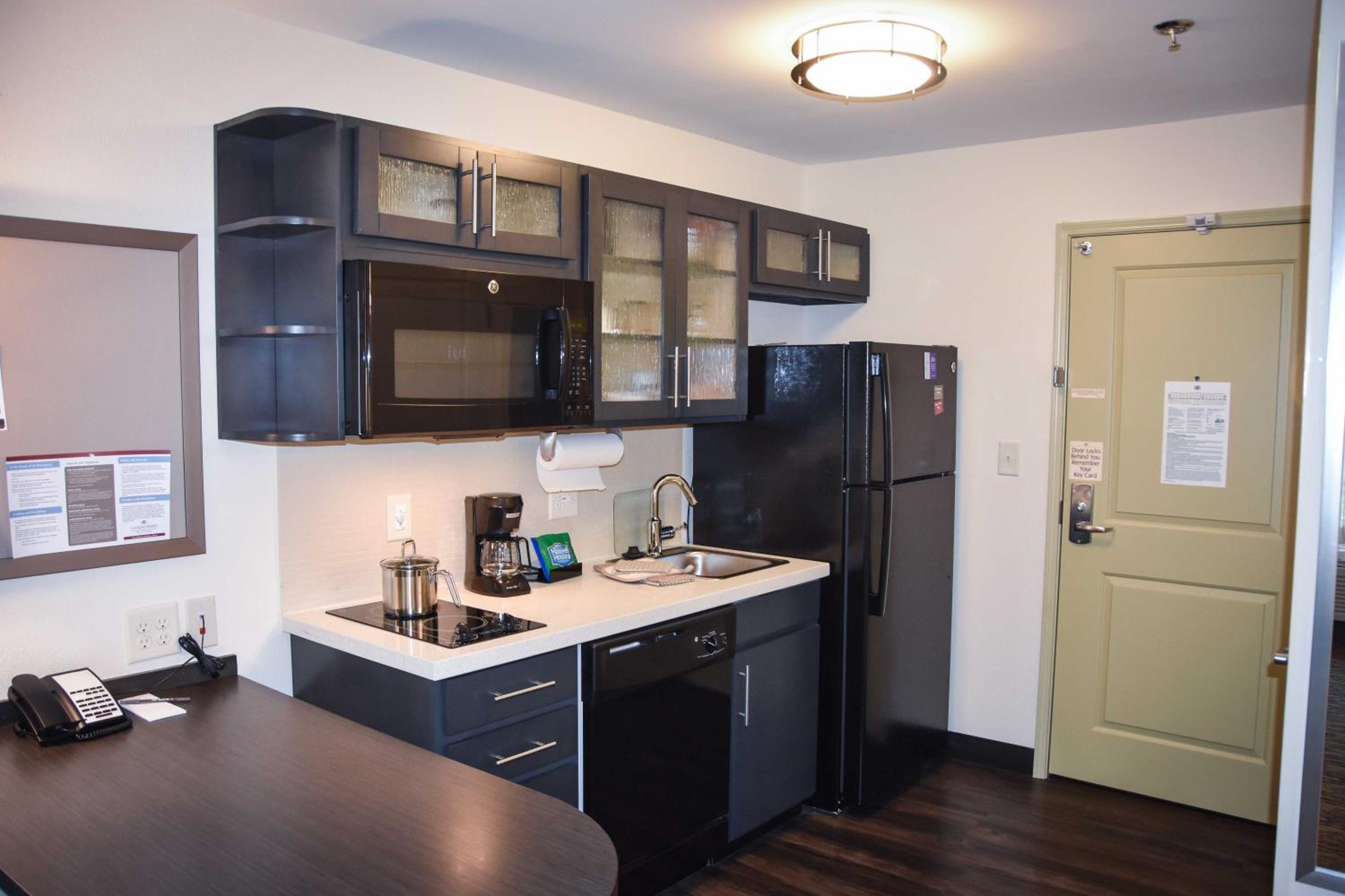 Columbus Vacations - Candlewood Suites Columbus-Northeast, an IHG Hotel - Property Image 19