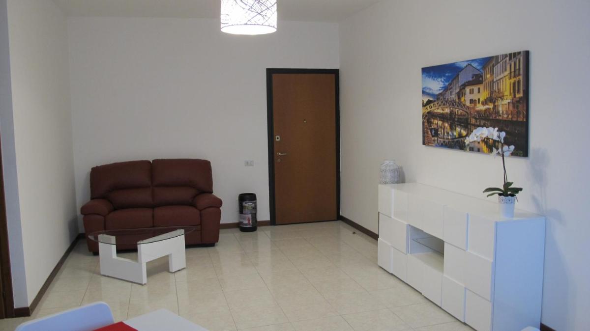 LA SISTEMAZIONE BRILLANTINO GOLD photo 3