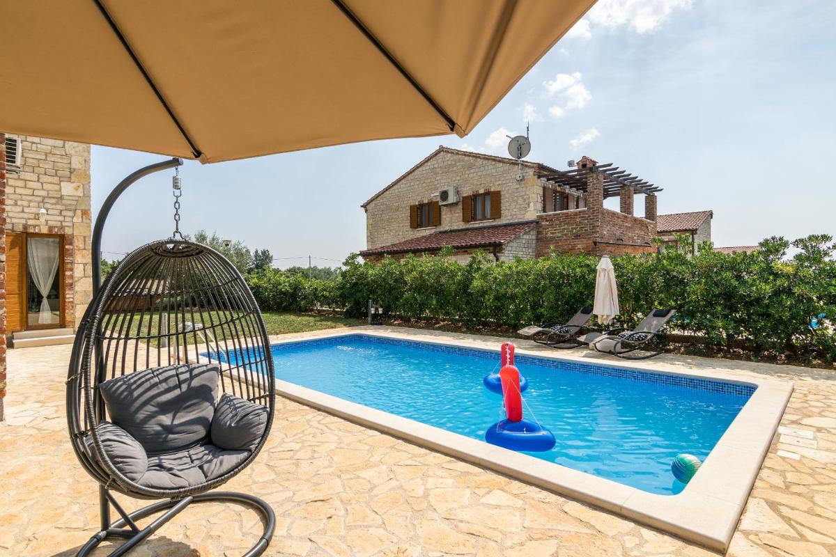 Paradis Villa Ana view 3