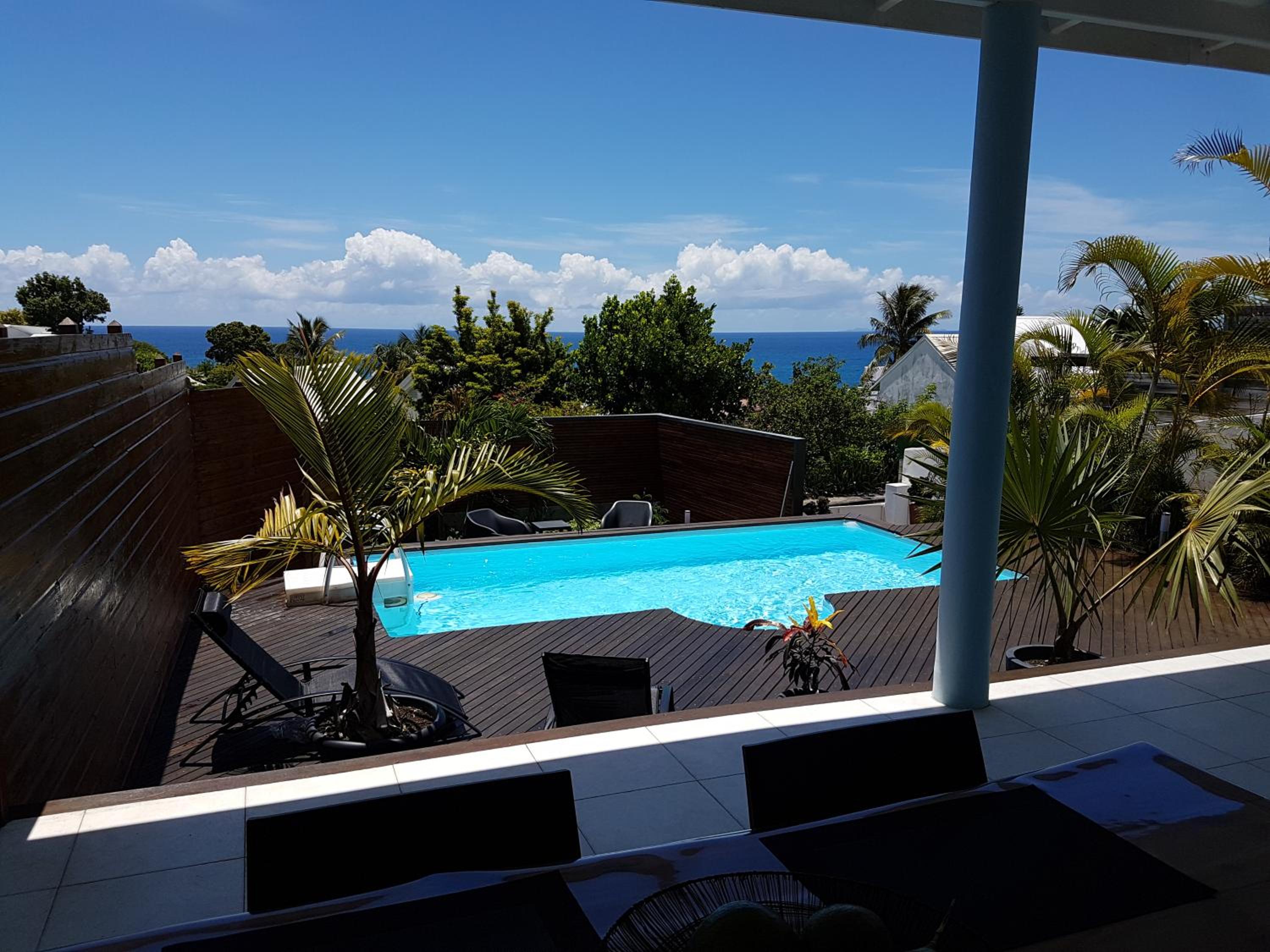 VILLA VUE MER AVEC PISCINE