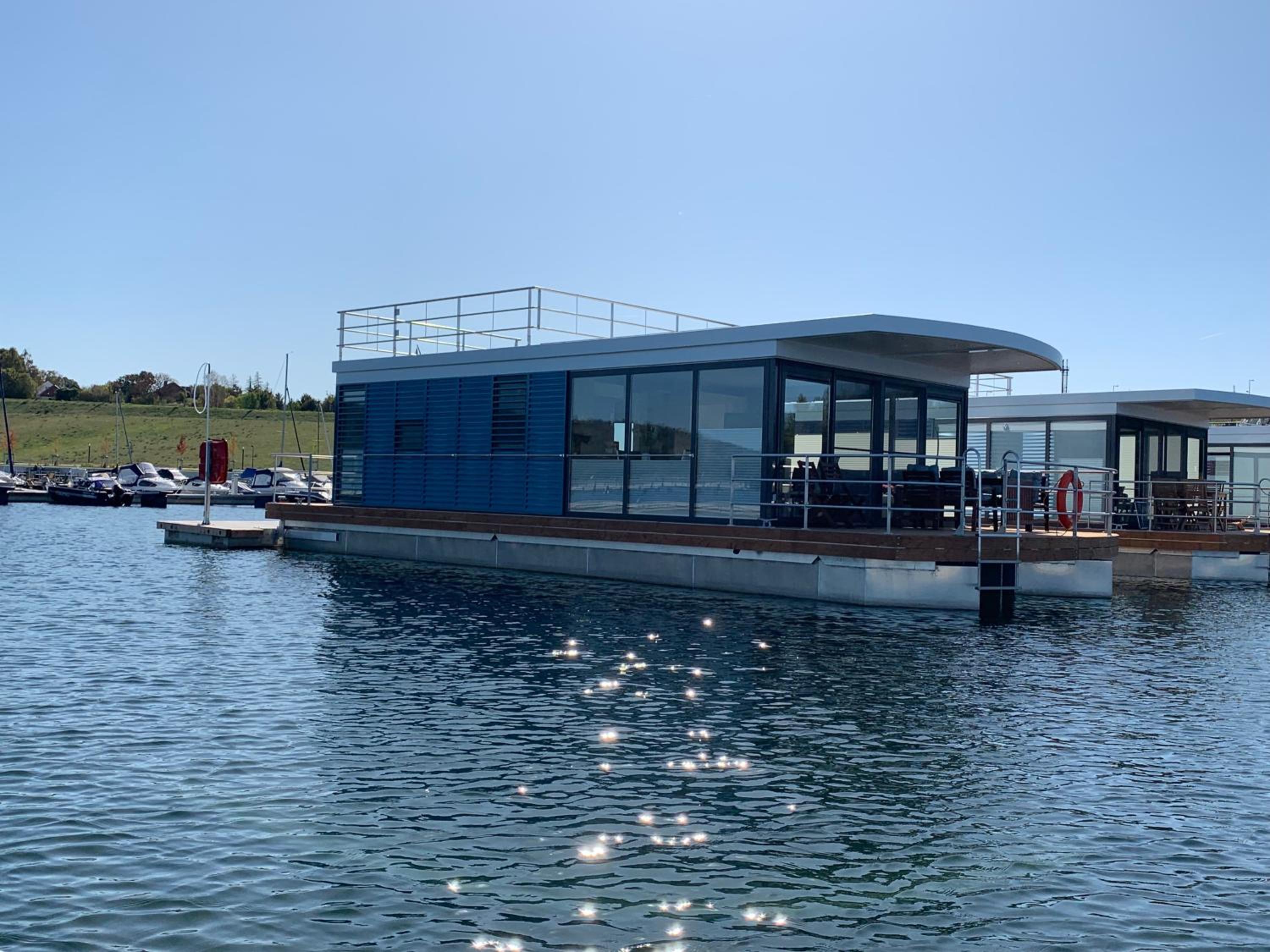 Hausboote Marina Braunsbedra