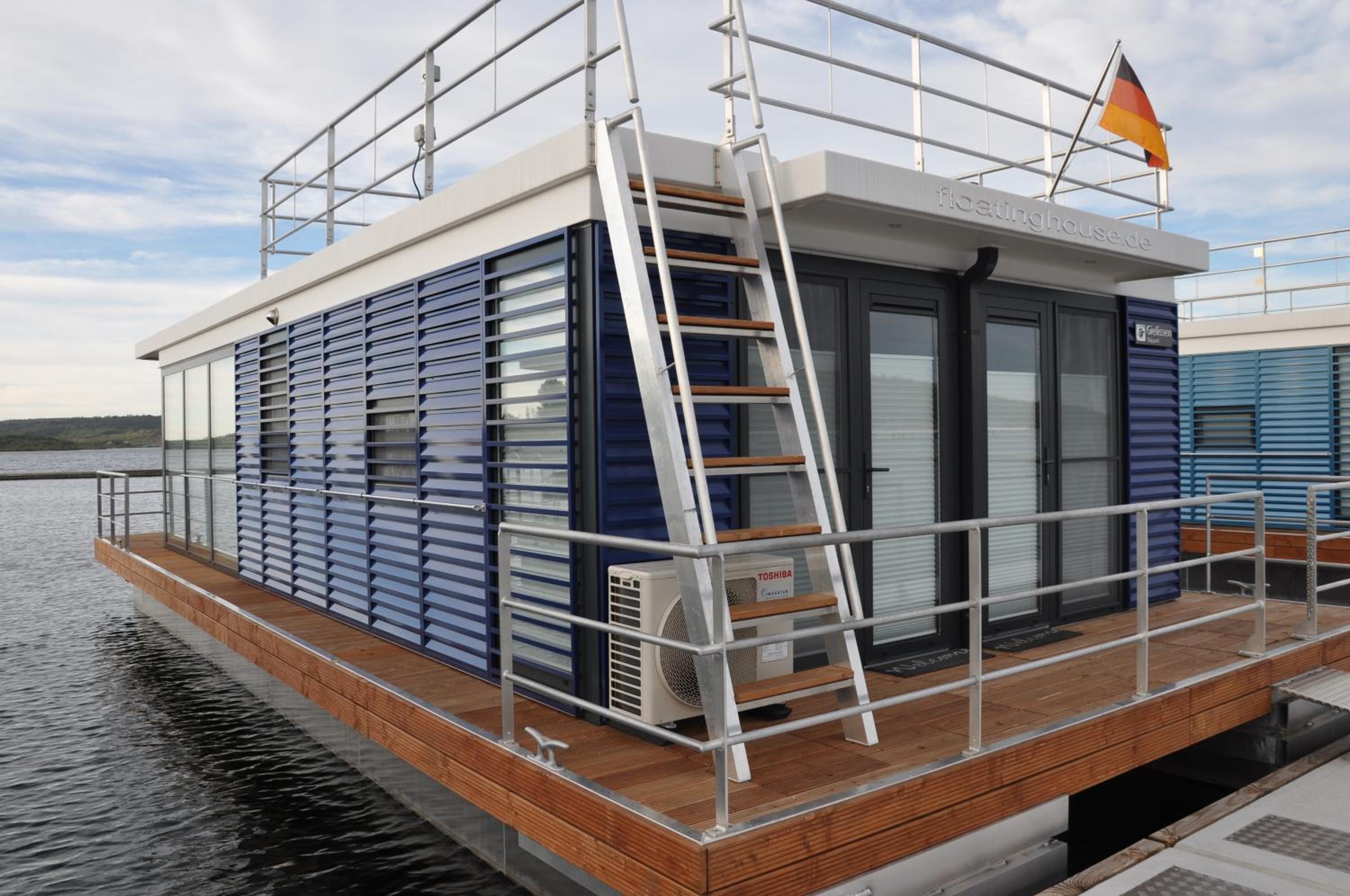 Hausboote Marina Braunsbedra