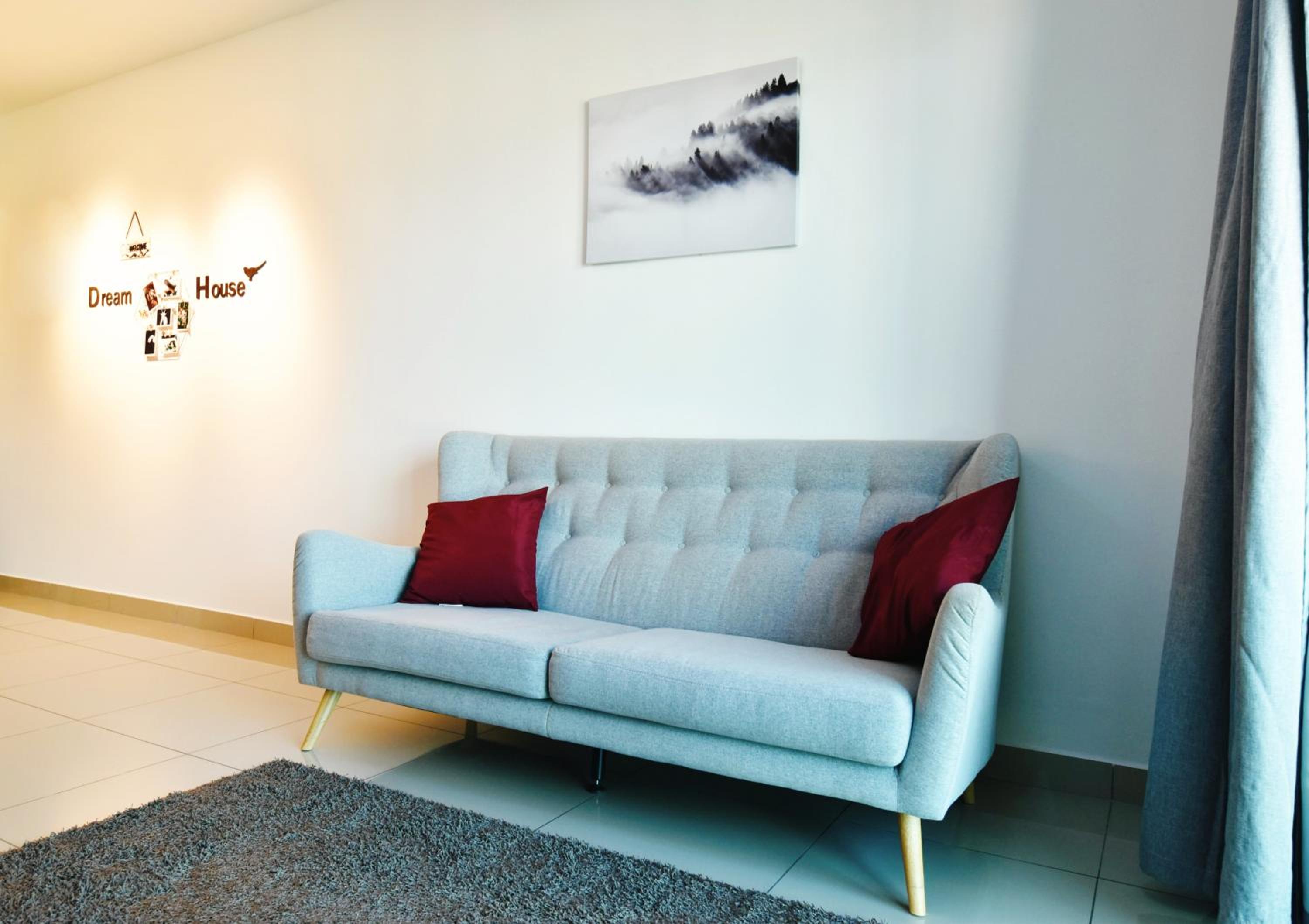 Beautiful Relaxing Home in SkyArena Ascenda (3-6pax)