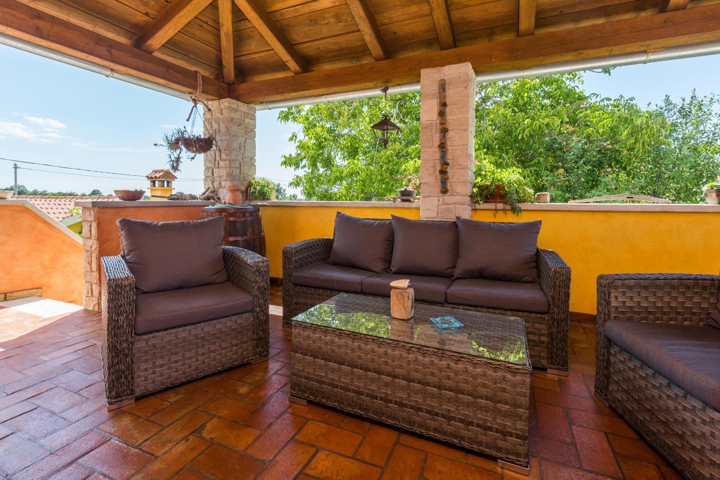 Beautiful villa Loreta with private pool near Pula and Rovinj view 3
