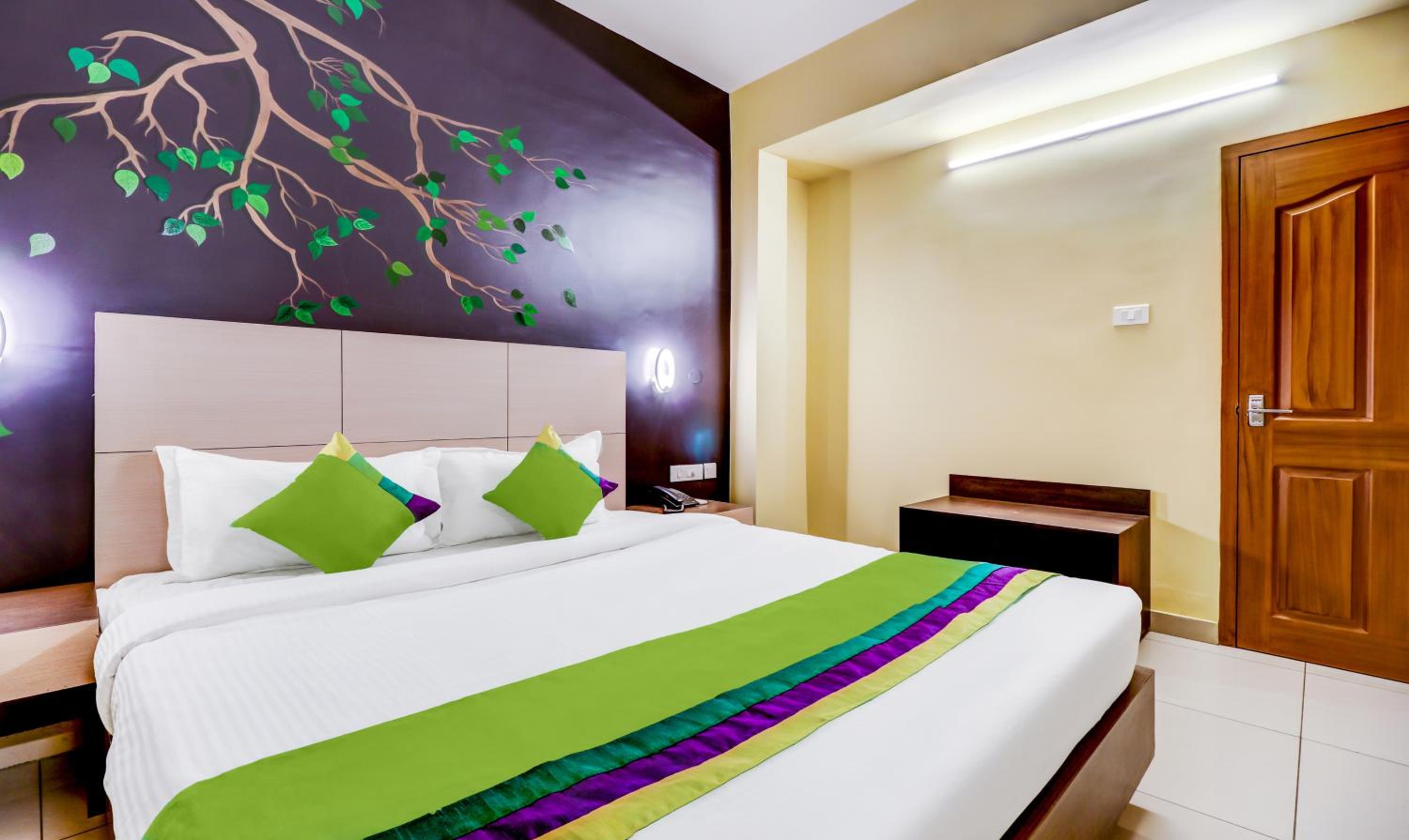 Cochin Vacations - Treebo Petals Suites - Property Image 3