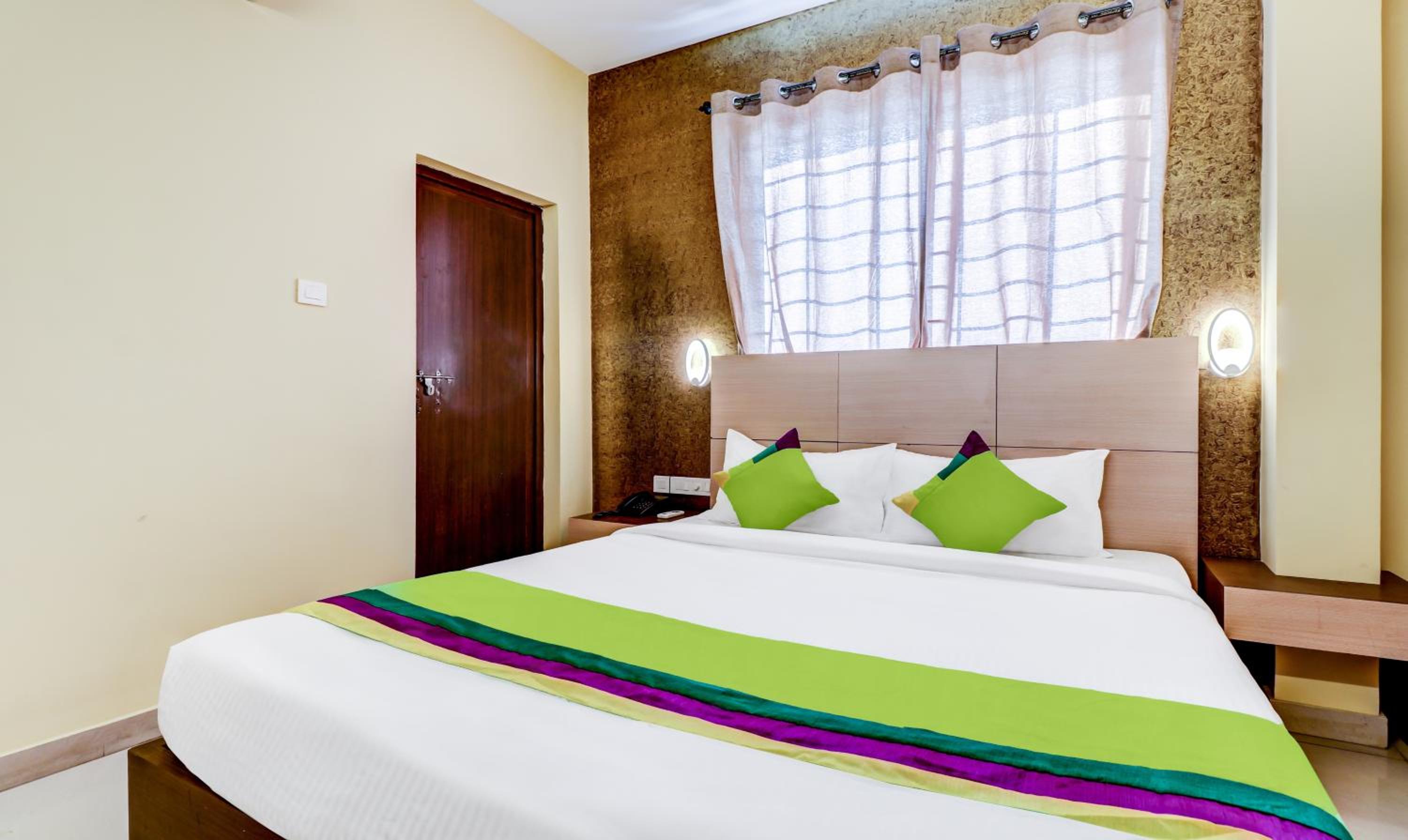 Cochin Vacations - Treebo Petals Suites - Property Image 7
