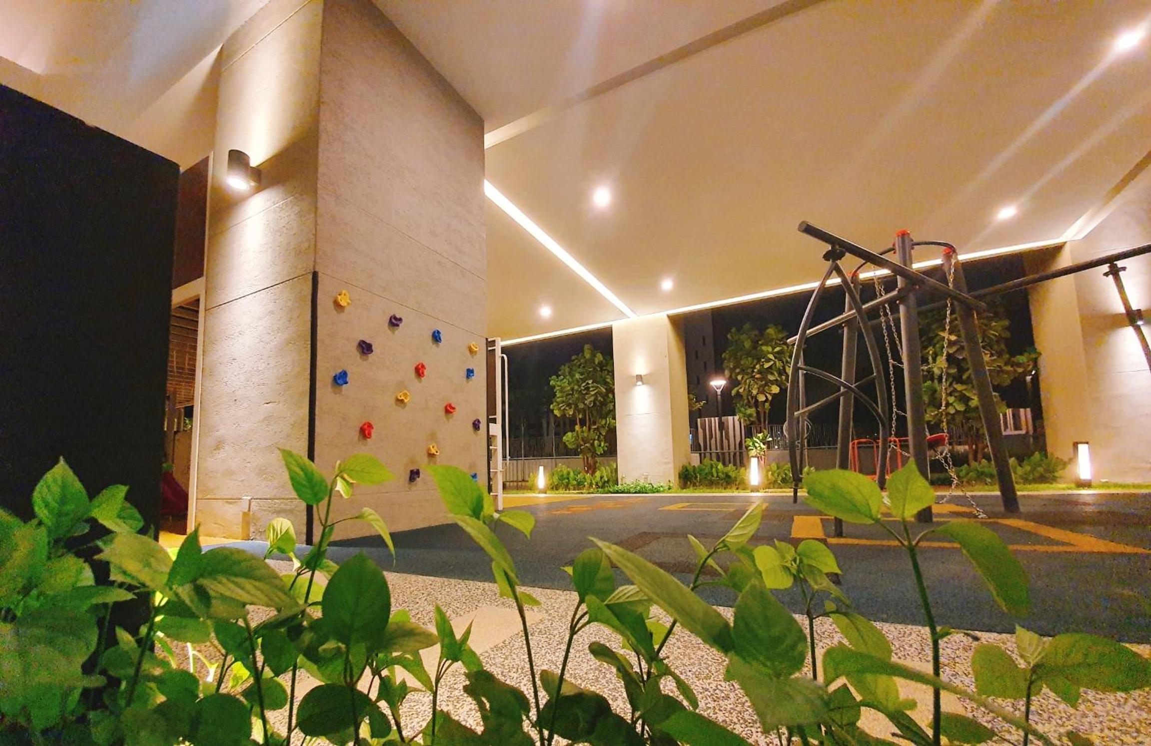 Beautiful Relaxing Home in SkyArena Ascenda (3-6pax)