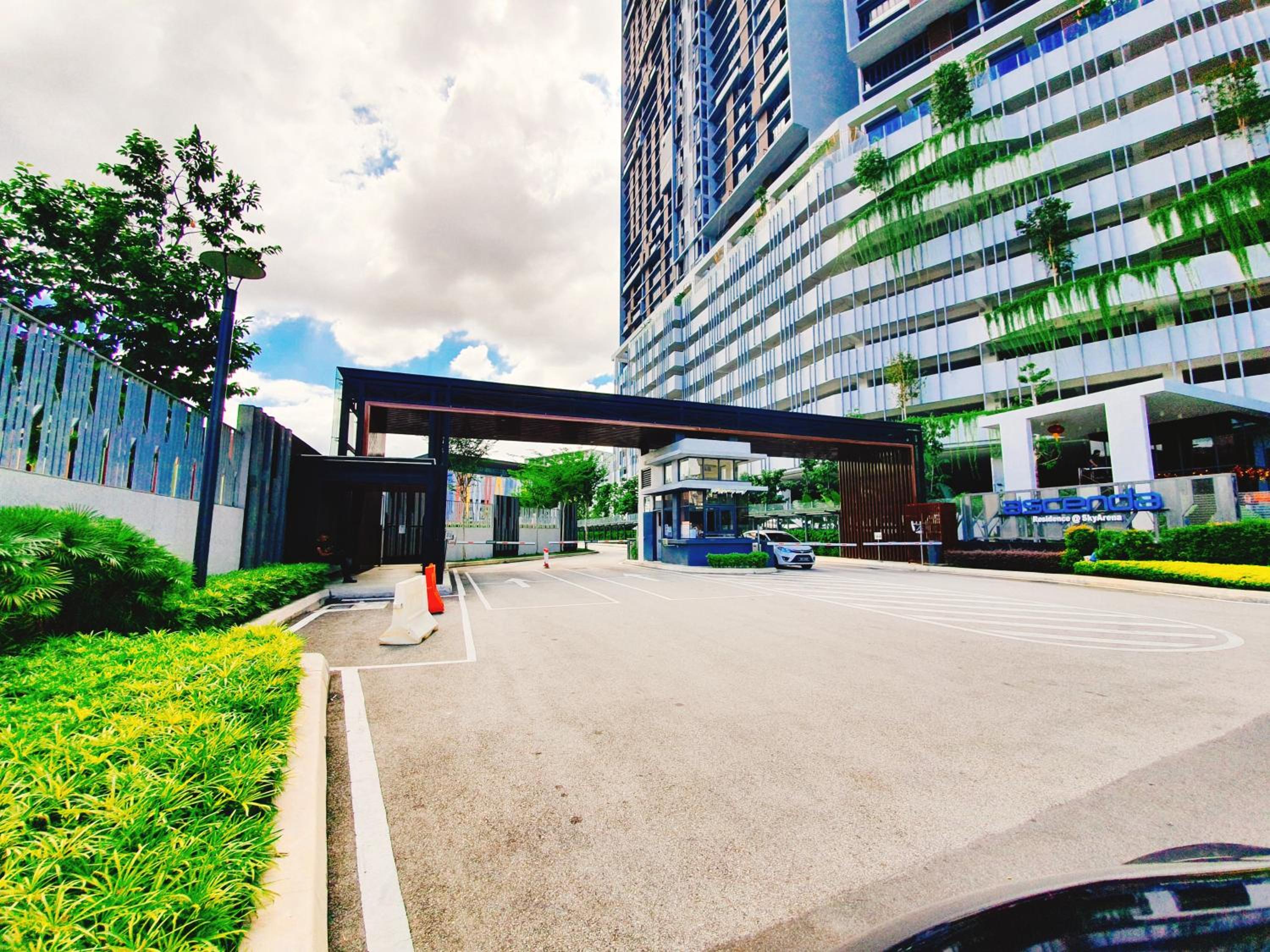 Beautiful Relaxing Home in SkyArena Ascenda (3-6pax)