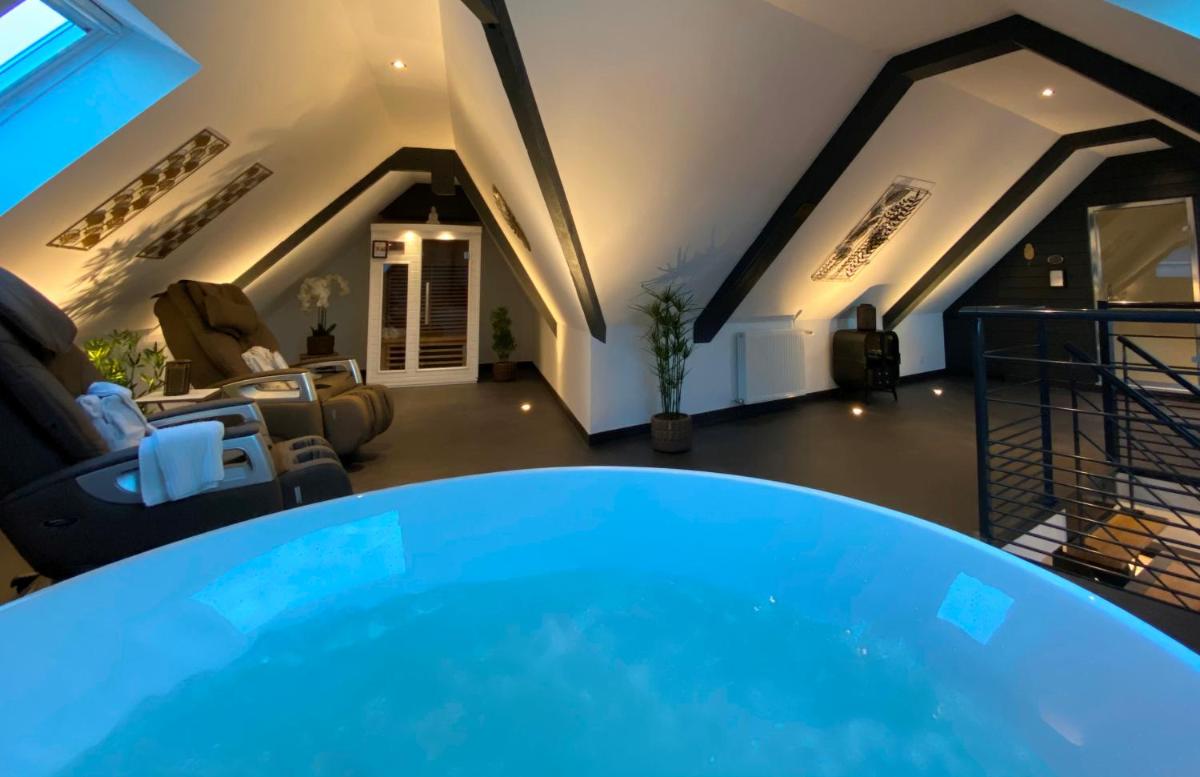 Jacuzzi
